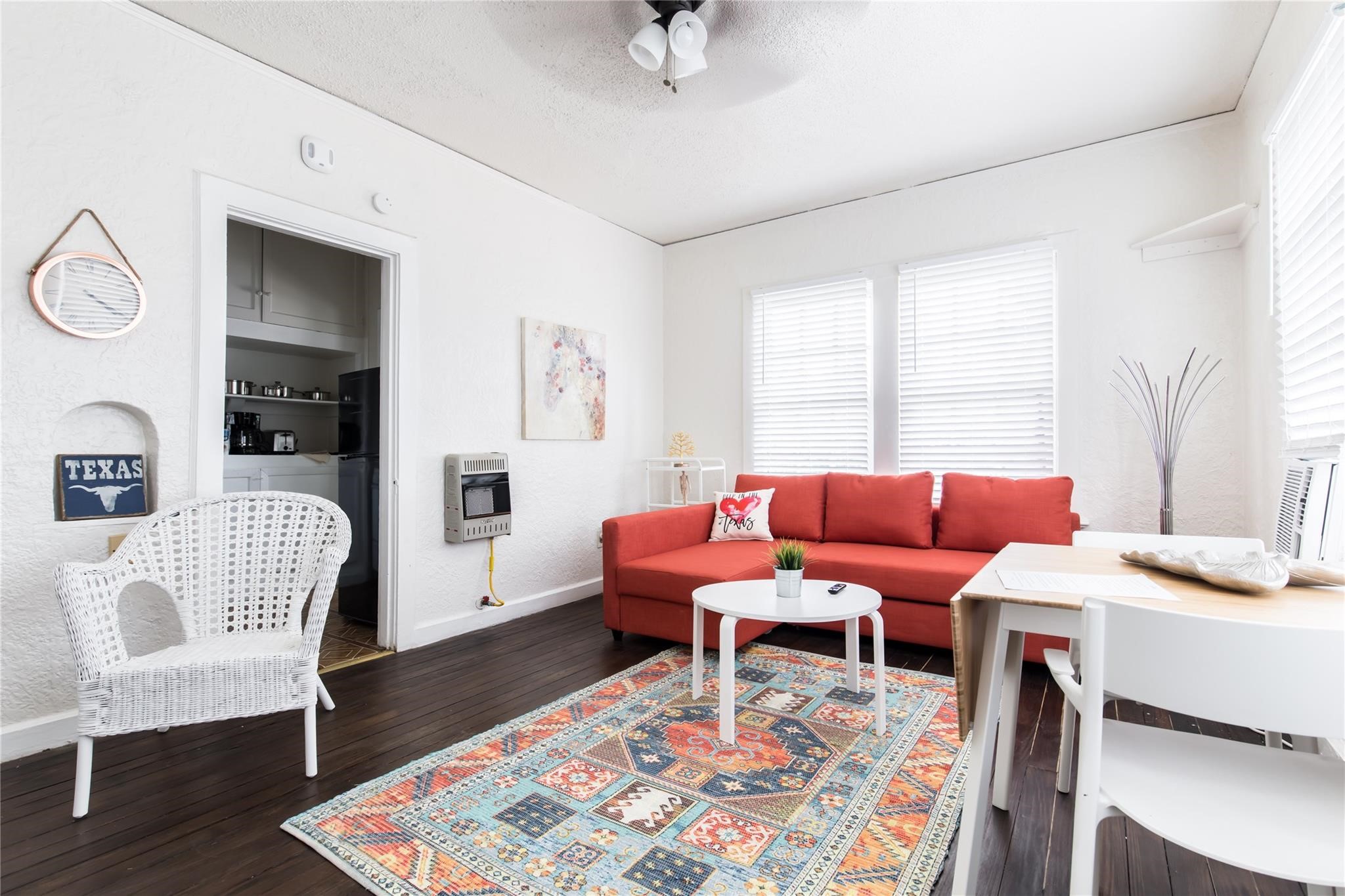 324 W Canty Street Dallas TX 75208