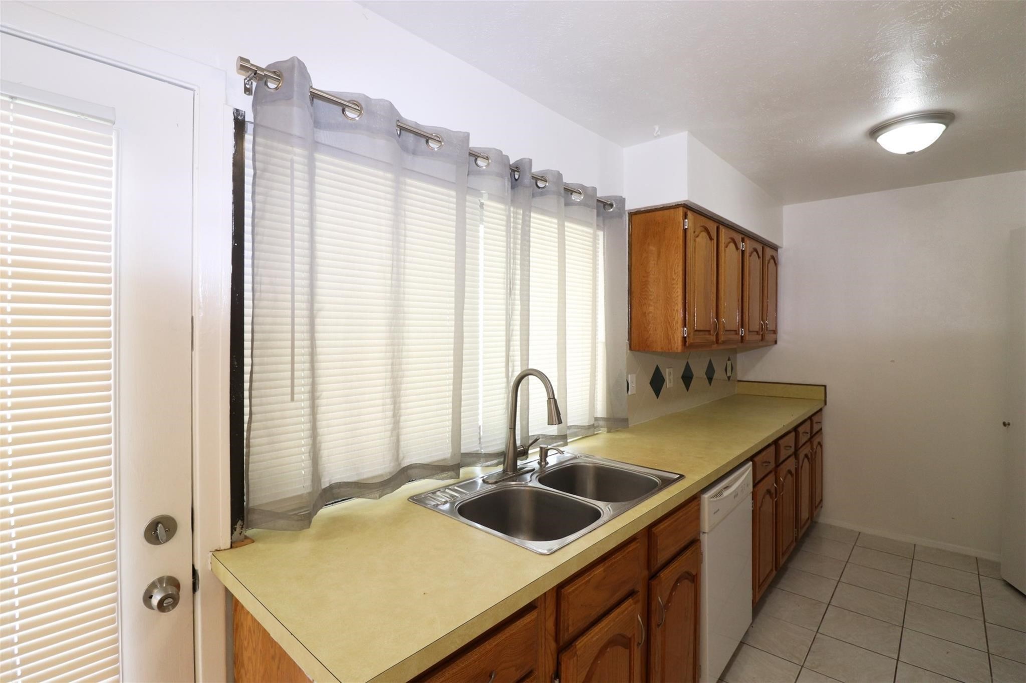 3417 Rockcrest Drive Garland TX 75044