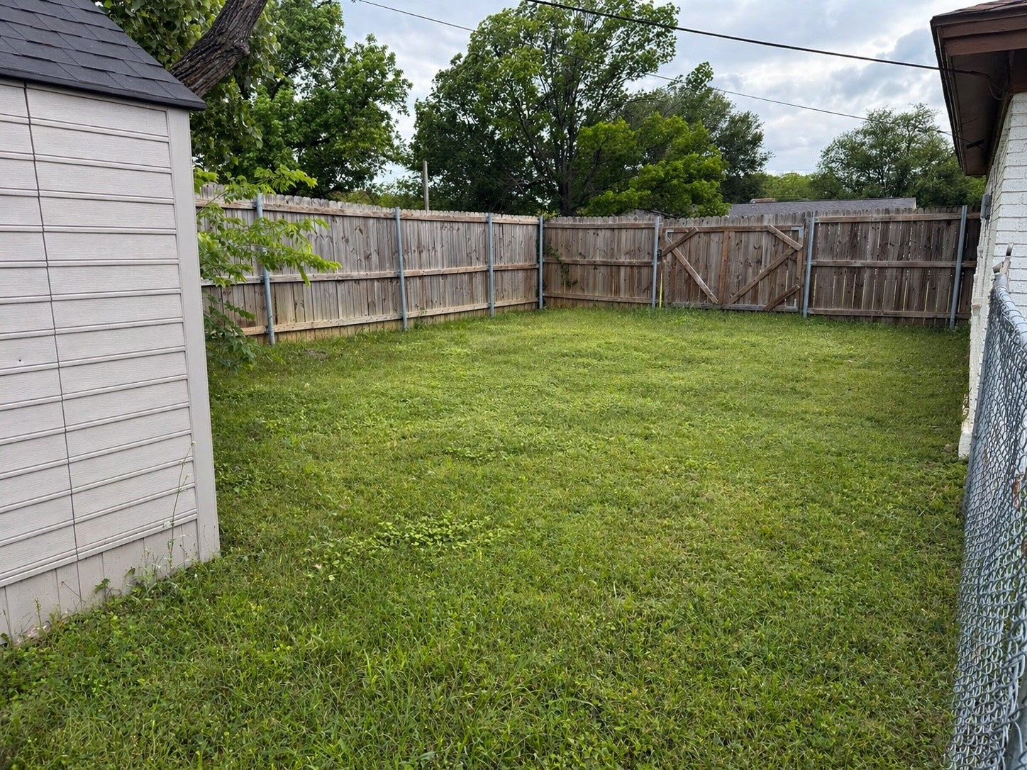 812 Irwin Drive Hurst TX 76053