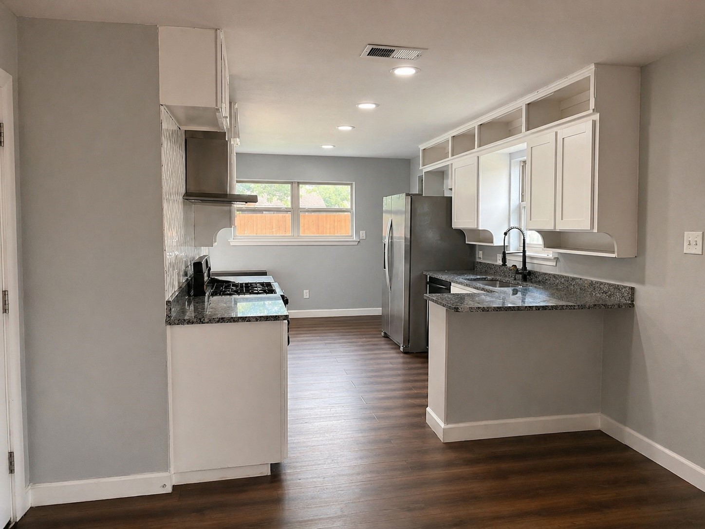 812 Irwin Drive Hurst TX 76053