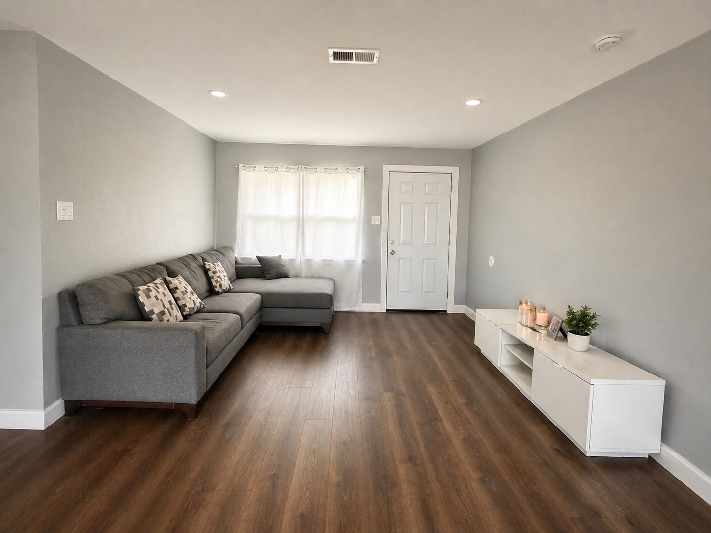 812 Irwin Drive Hurst TX 76053