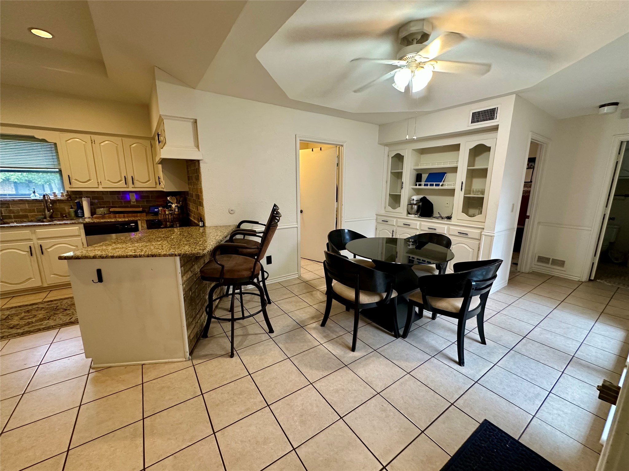 7145 Crooked Oak Drive Dallas TX 75248