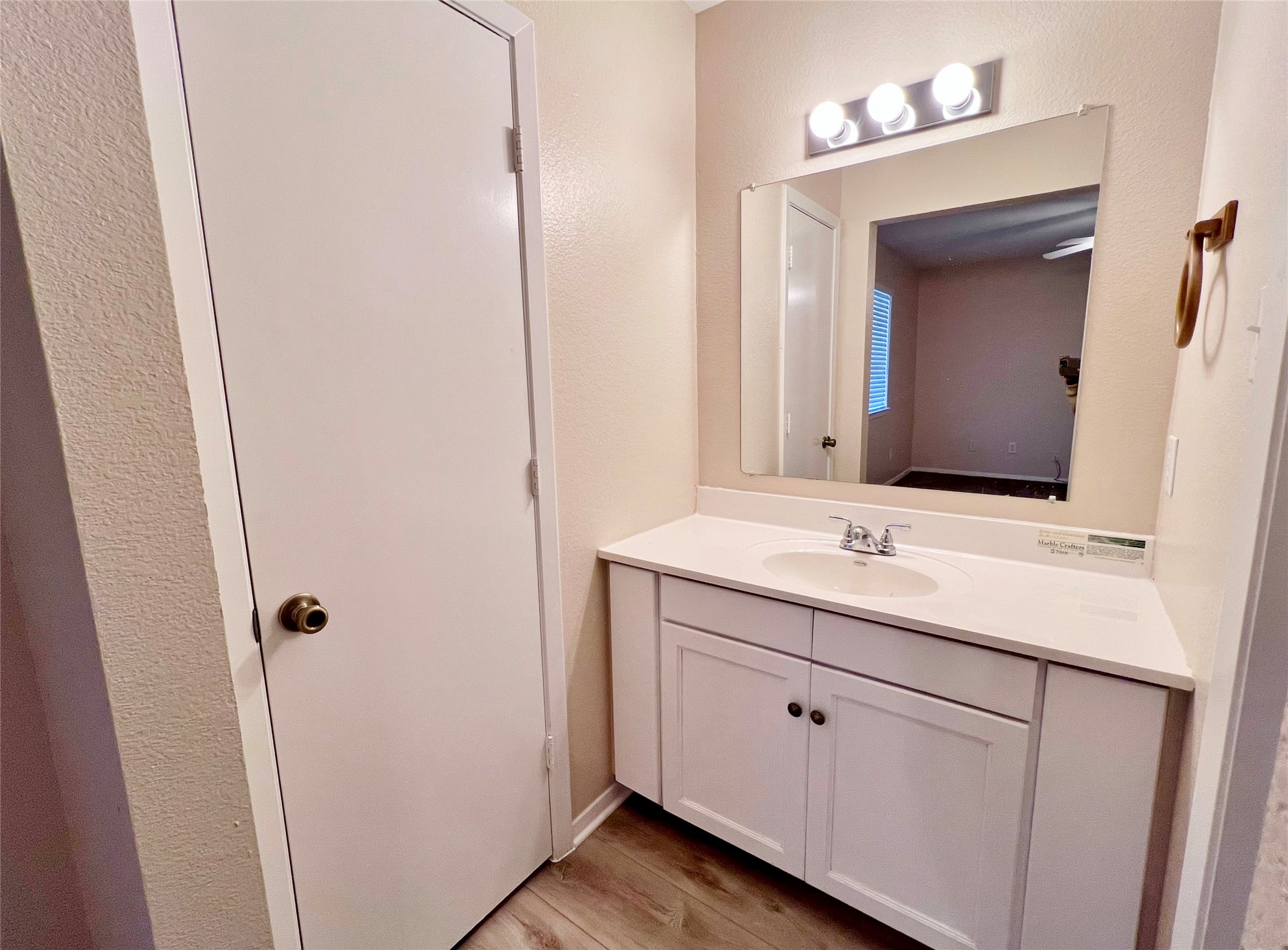 1311 Nolte Drive Dallas TX 75208