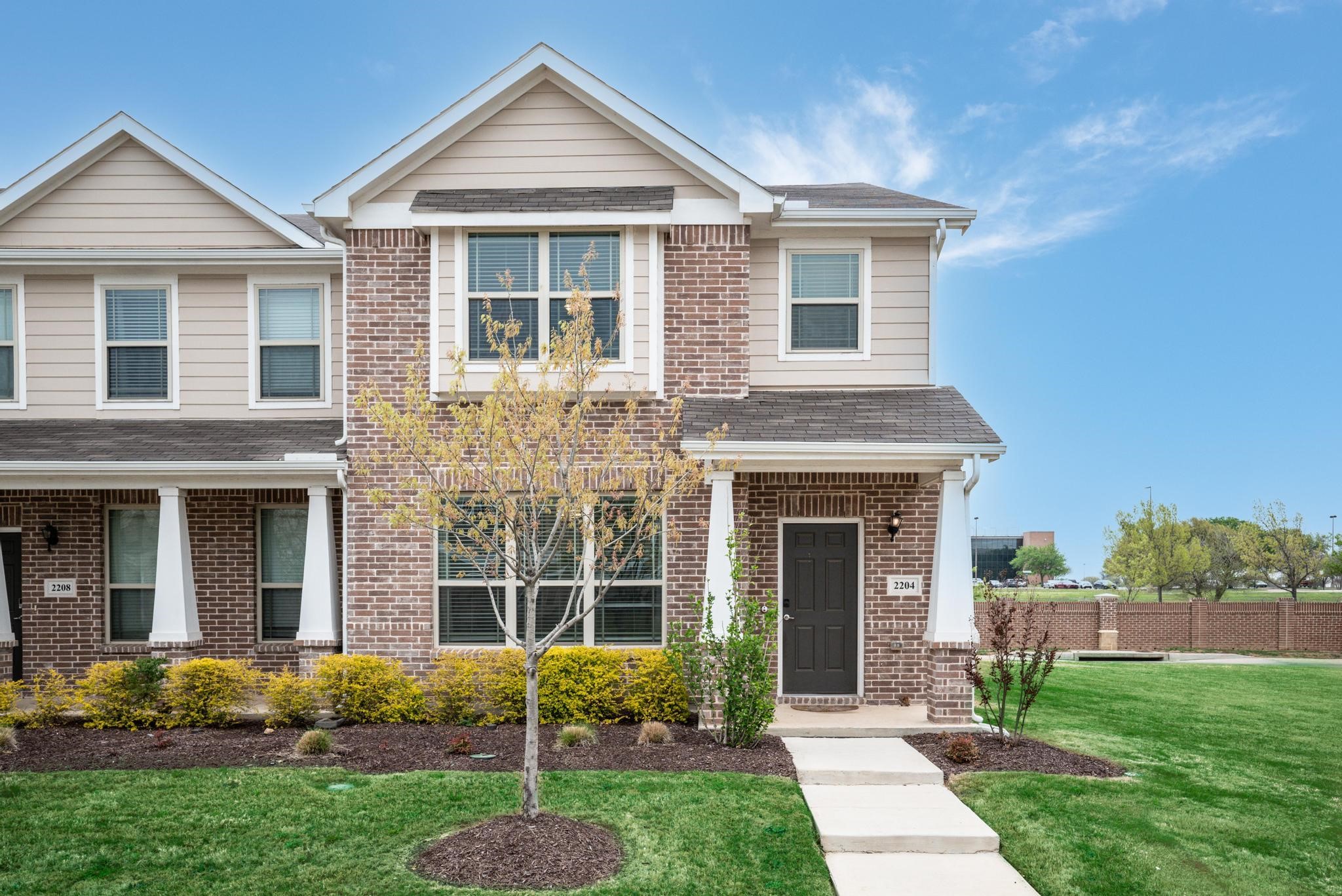 2204 Greystone Drive Denton TX 76207