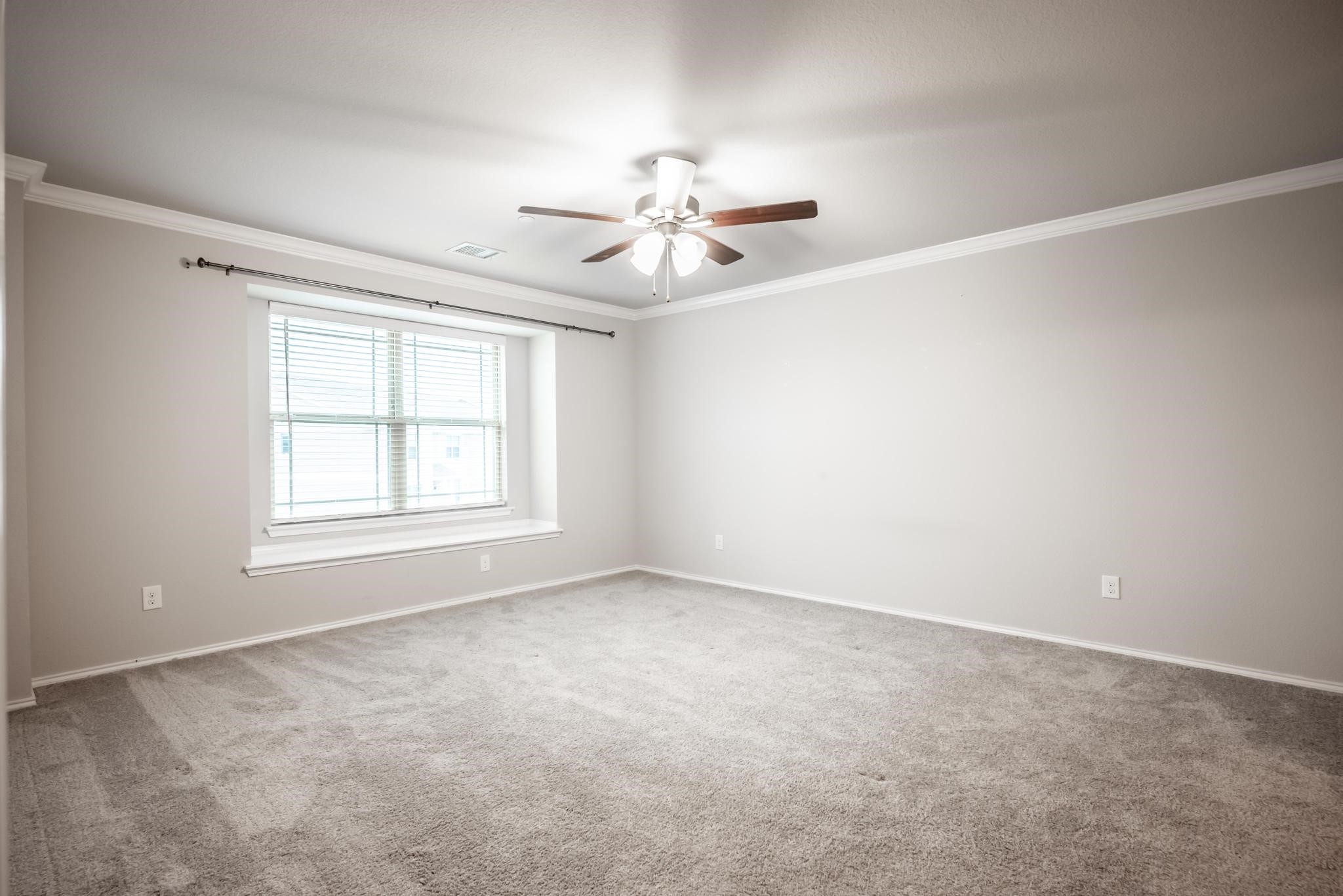2204 Greystone Drive Denton TX 76207