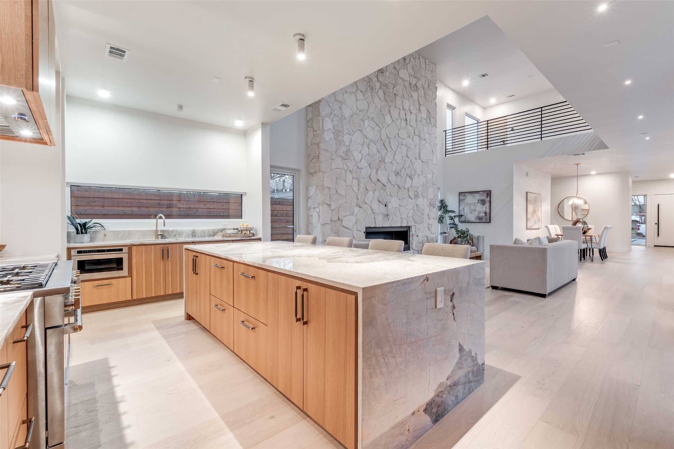 3821 Beechwood Lane Dallas TX 75220