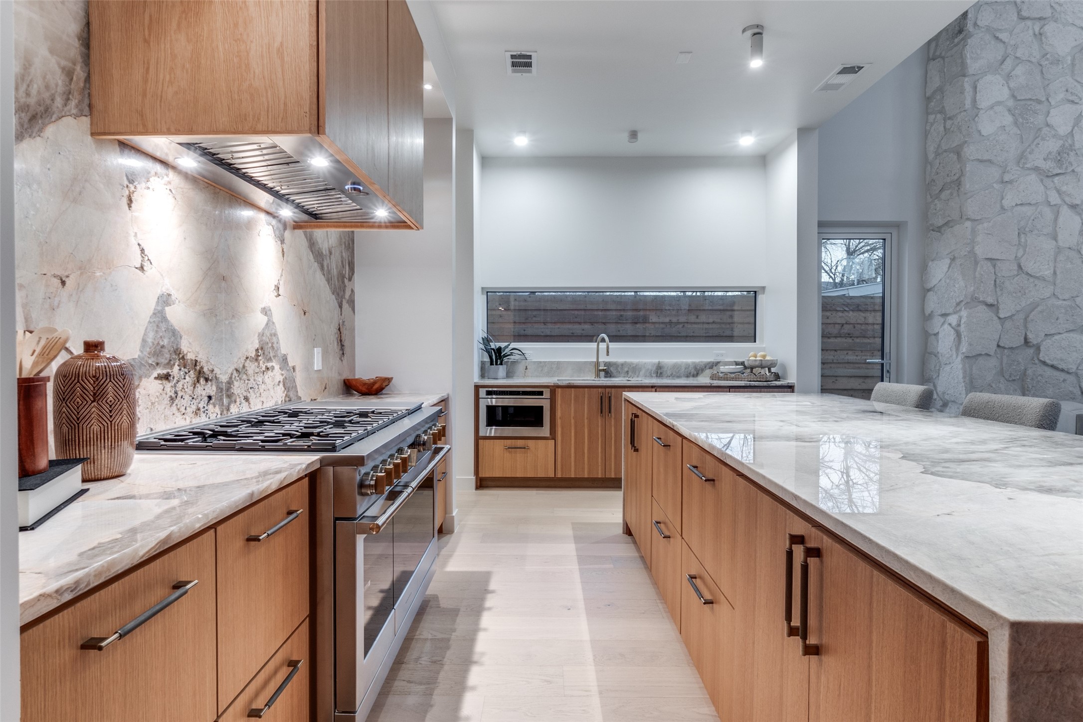 3821 Beechwood Lane Dallas TX 75220
