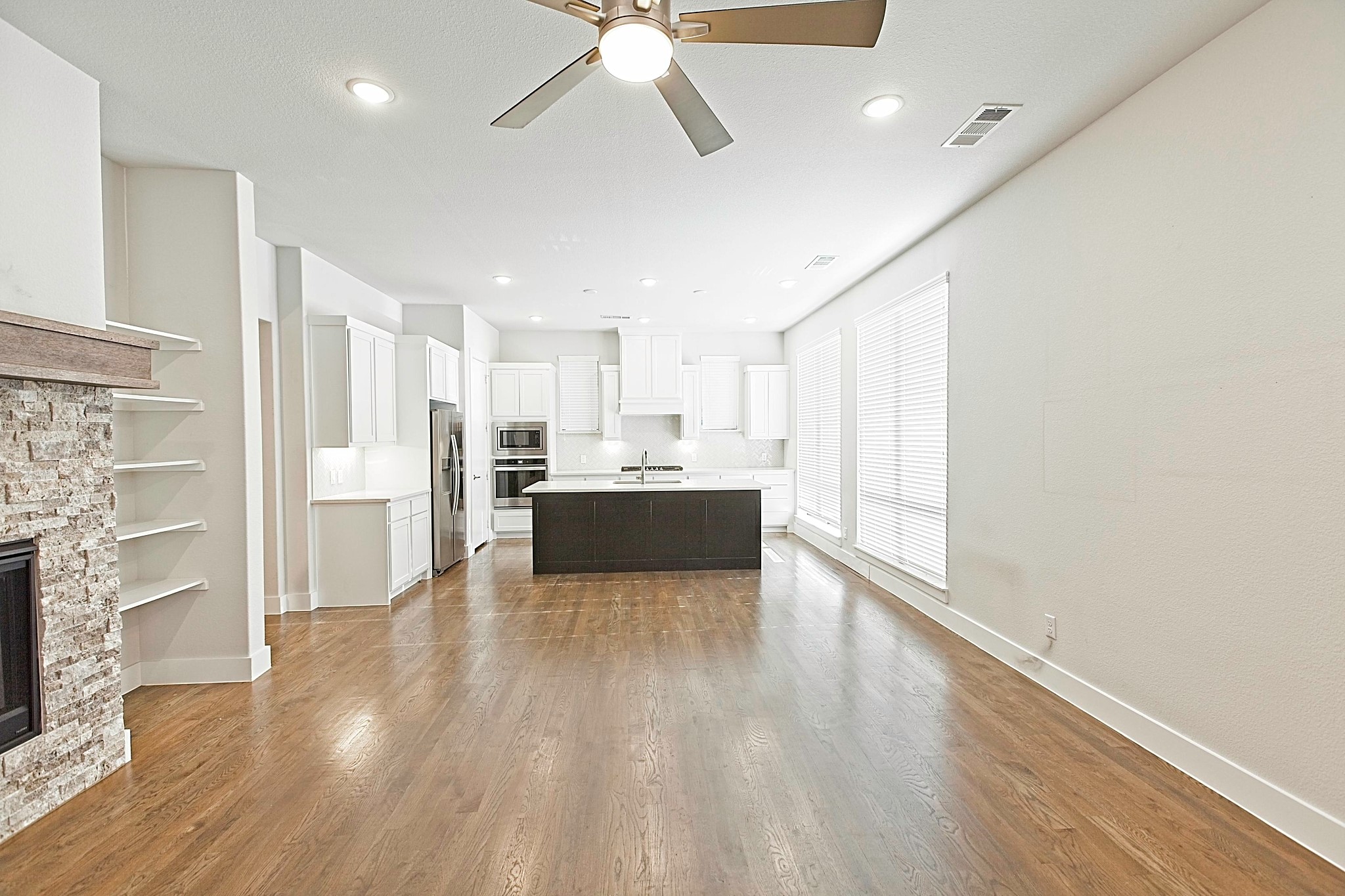 1405 Bronson Court Dallas TX 75204