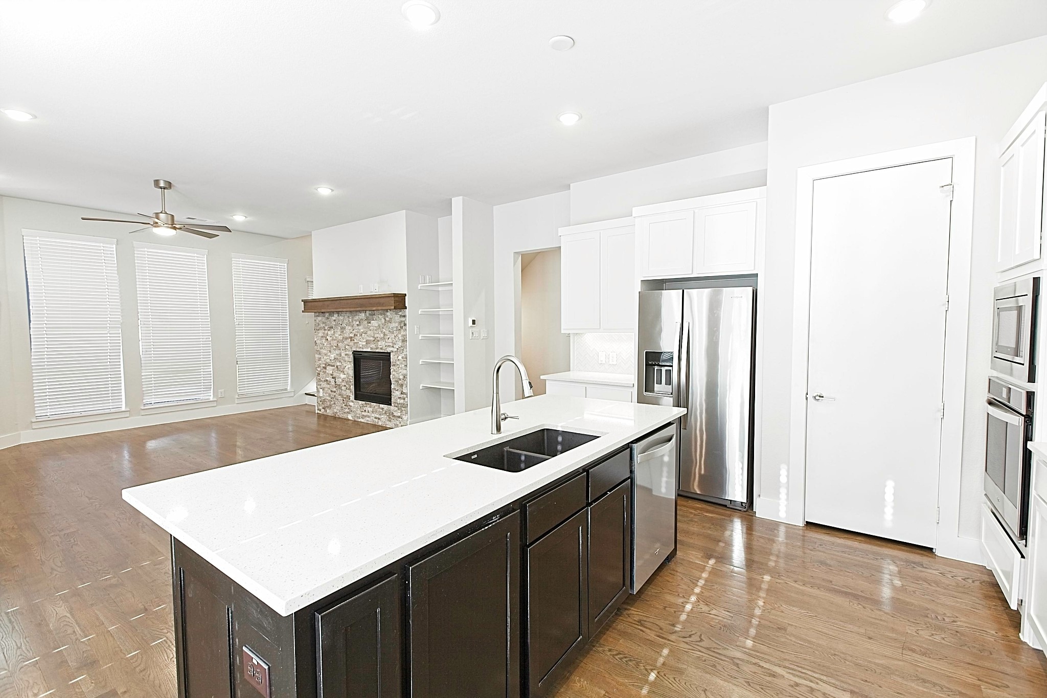 1405 Bronson Court Dallas TX 75204