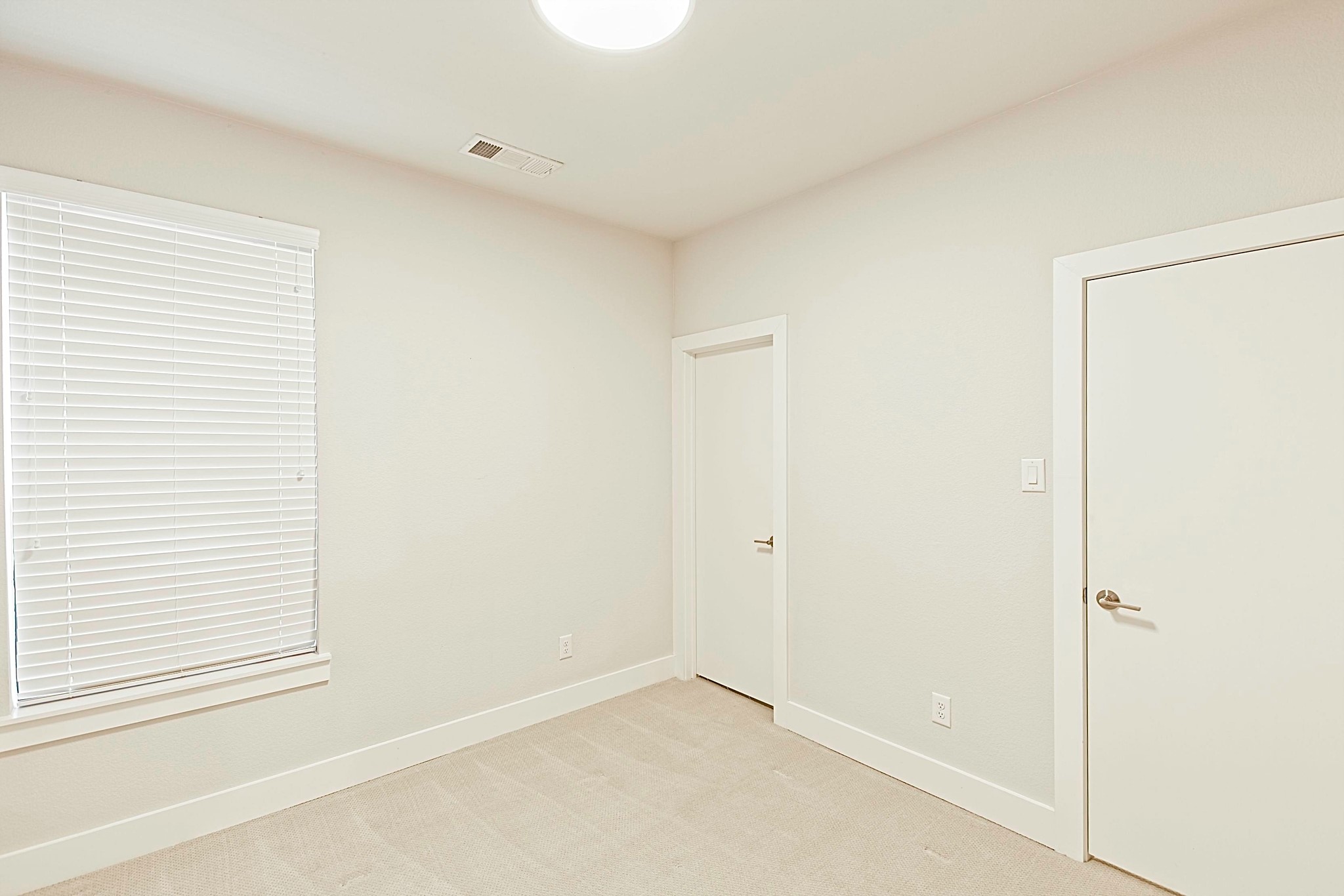 1405 Bronson Court Dallas TX 75204