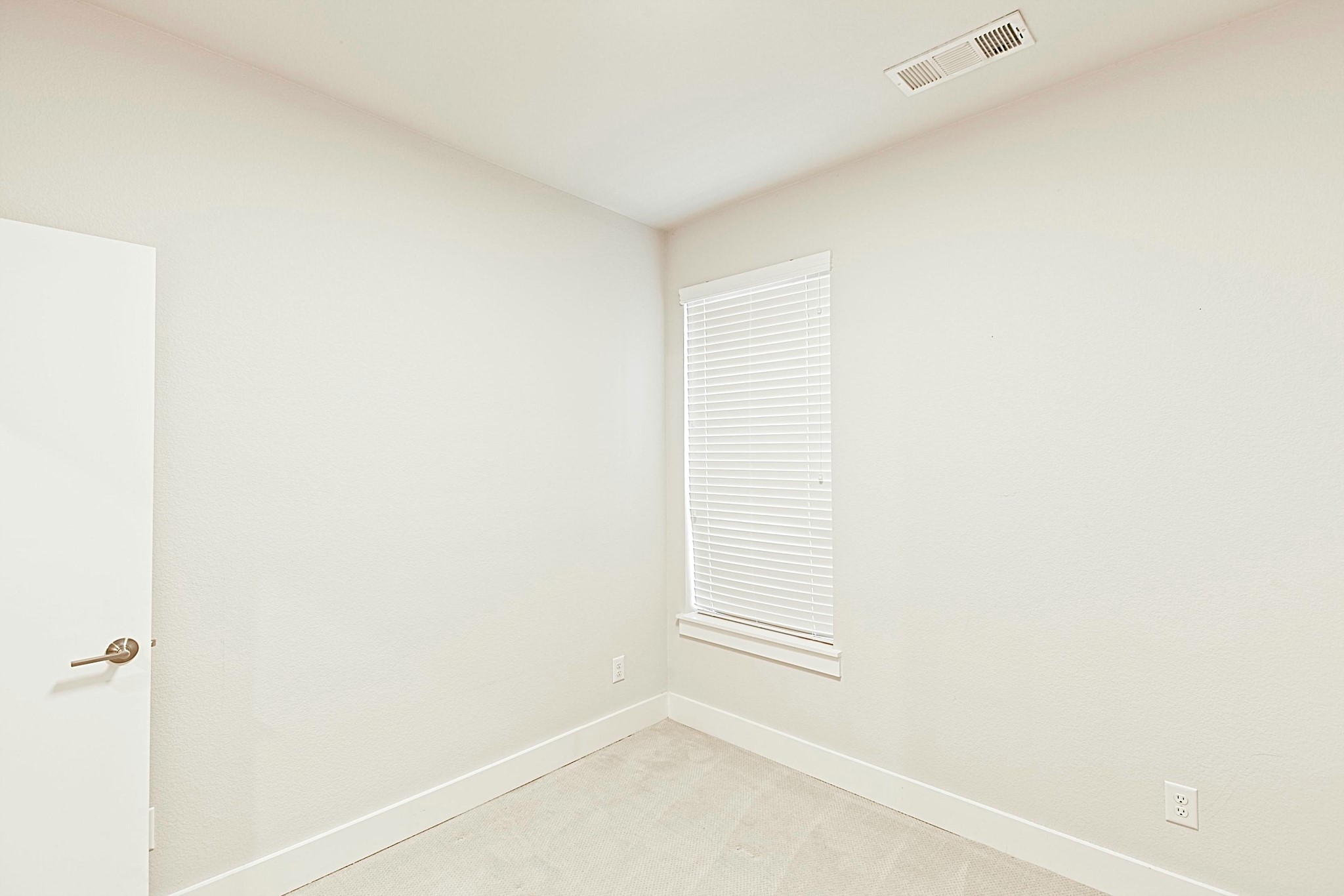 1405 Bronson Court Dallas TX 75204