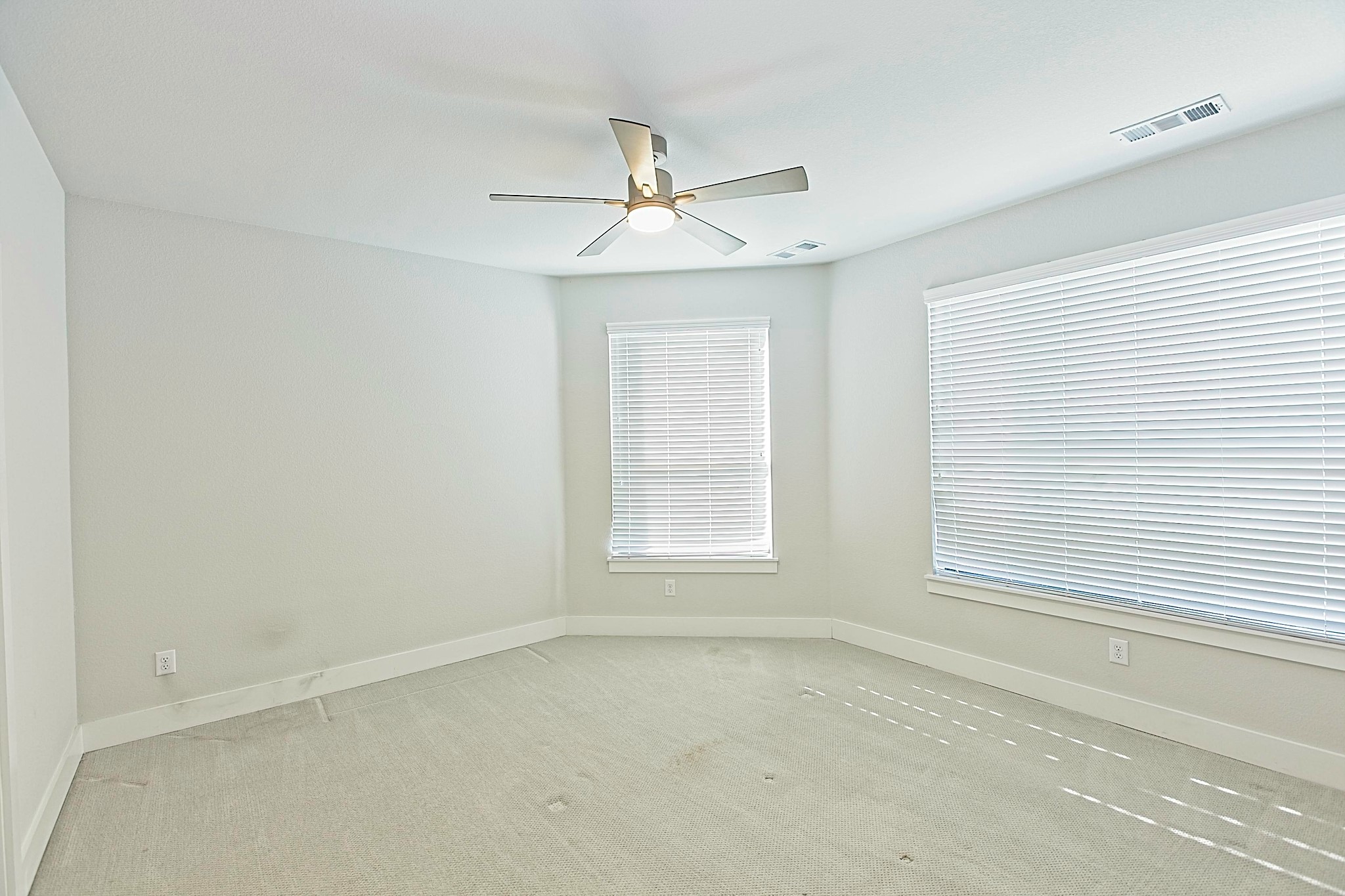 1405 Bronson Court Dallas TX 75204