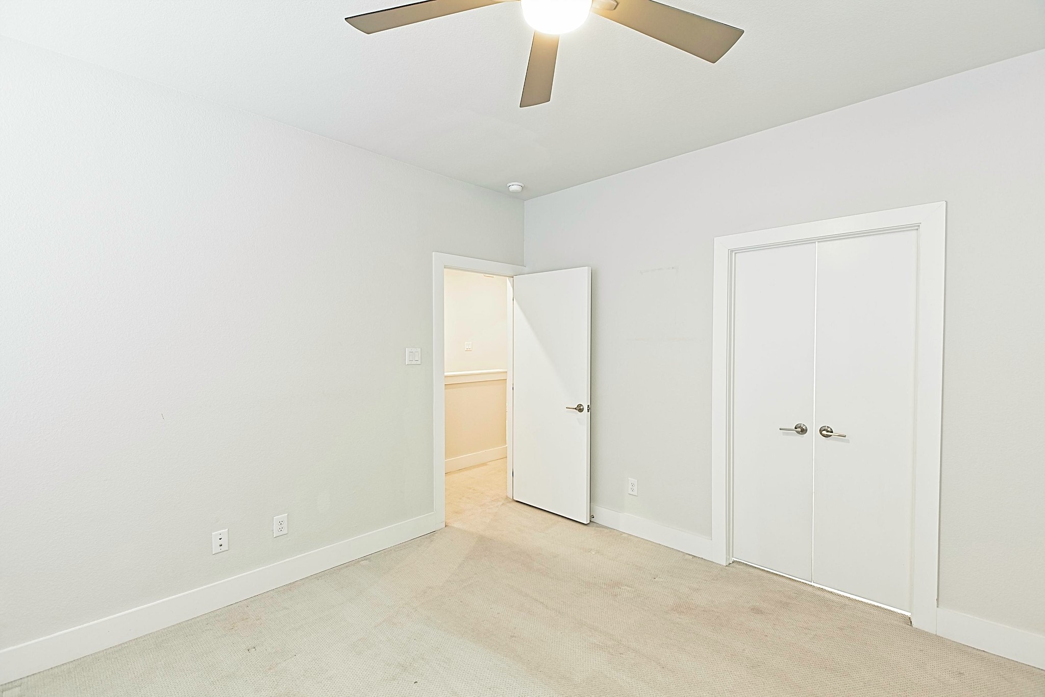 1405 Bronson Court Dallas TX 75204