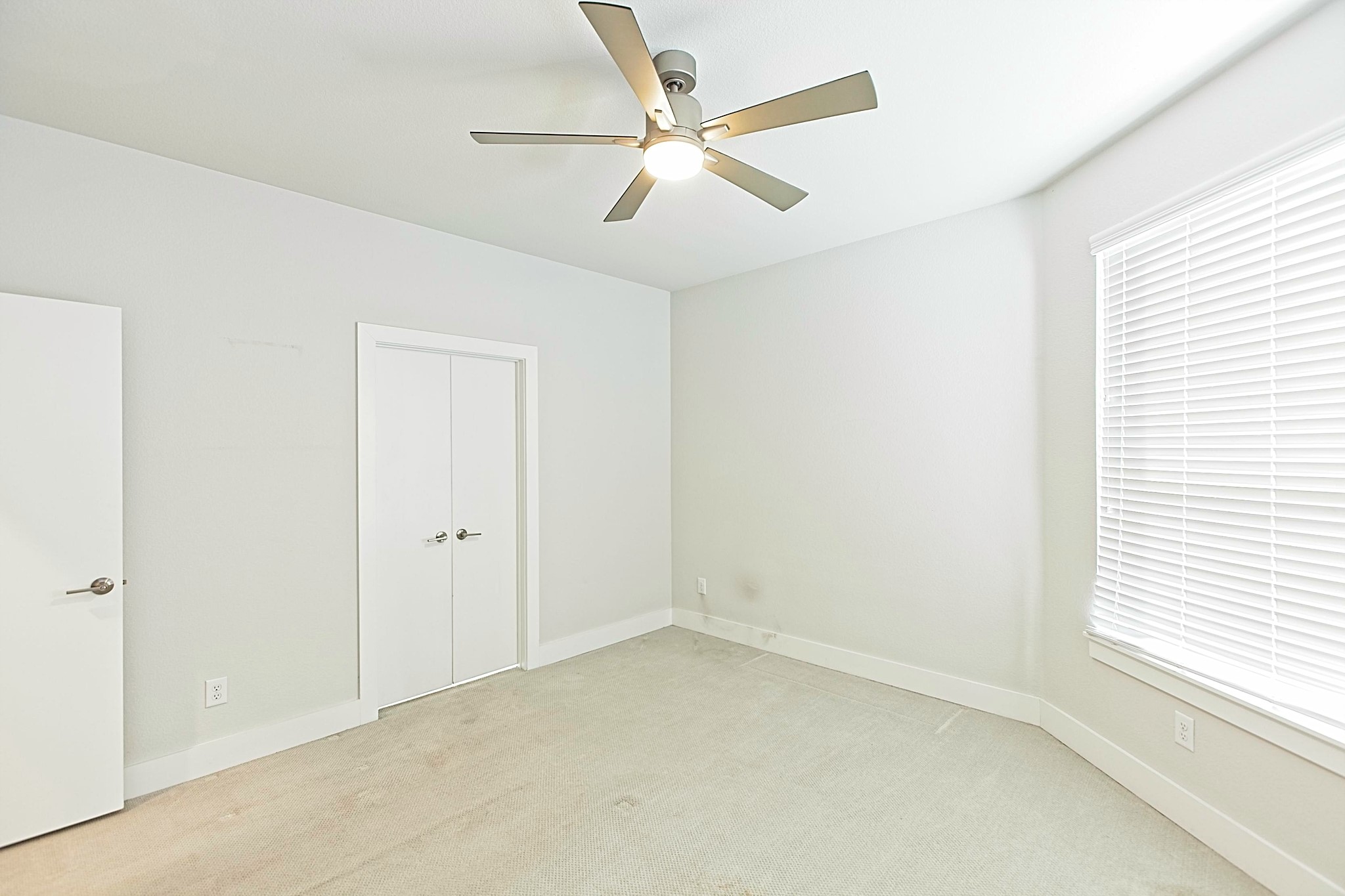 1405 Bronson Court Dallas TX 75204