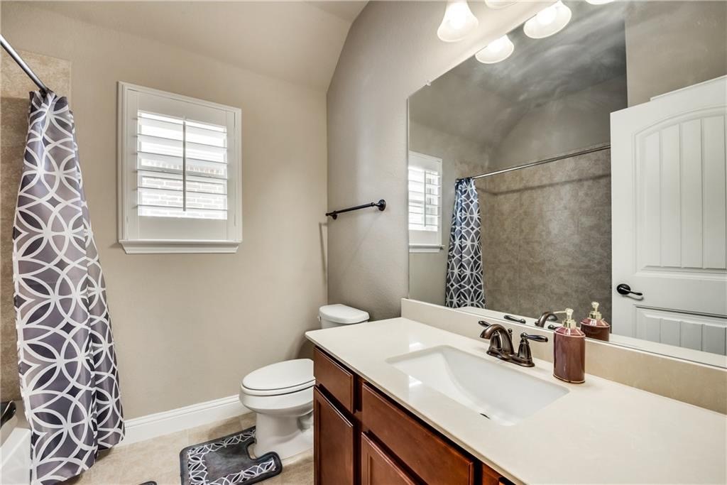 1025 Spring Falls Drive Mckinney TX 75071