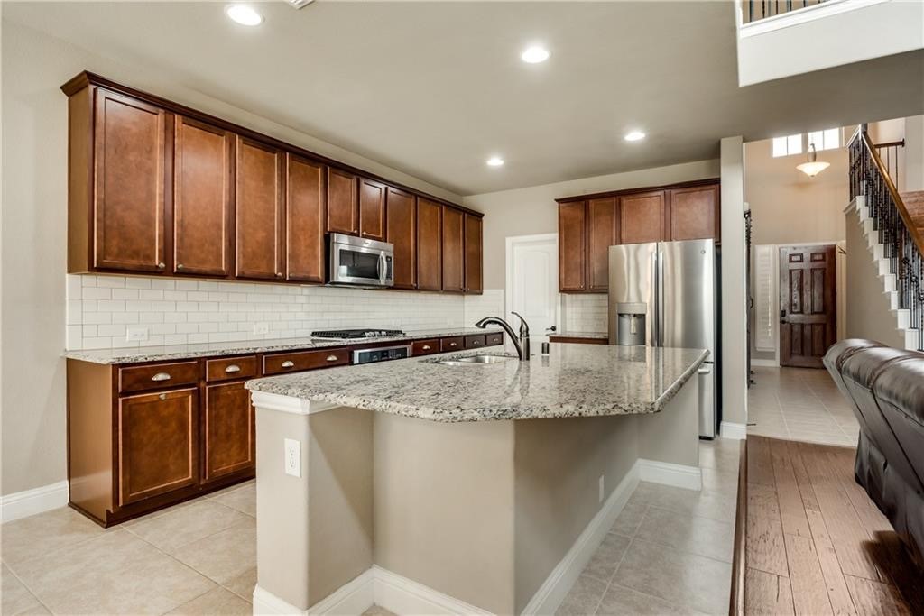 1025 Spring Falls Drive Mckinney TX 75071