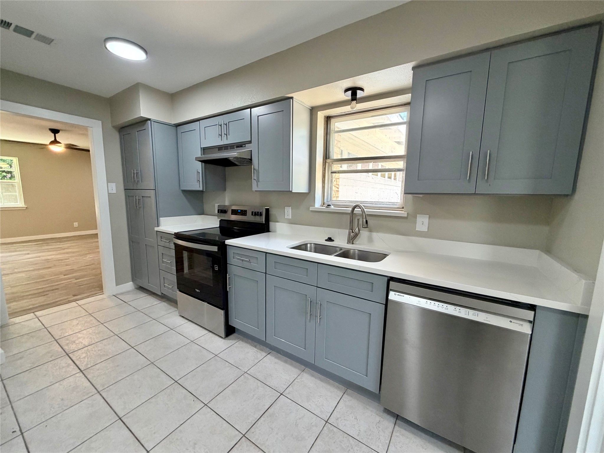 1606 Bluebonnet Trail Arlington TX 76013
