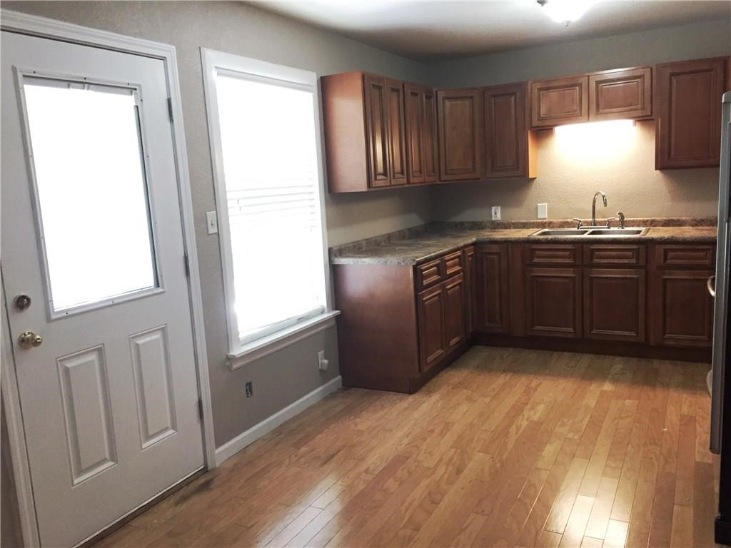 216 Elm Street Hurst TX 76053