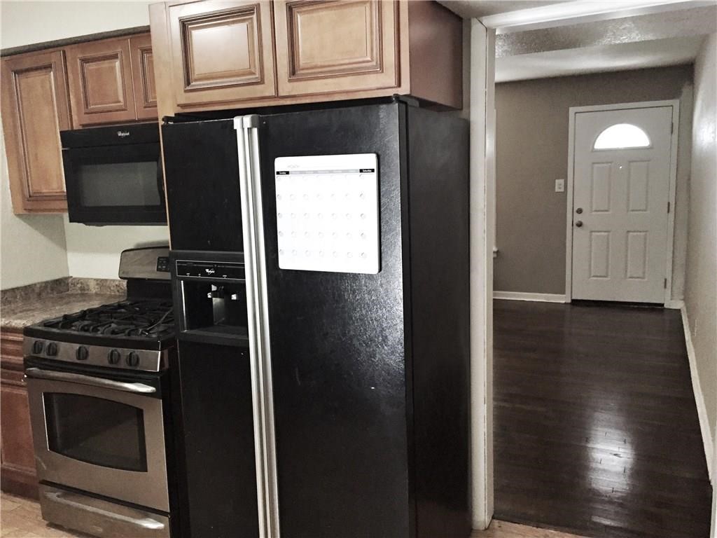 216 Elm Street Hurst TX 76053