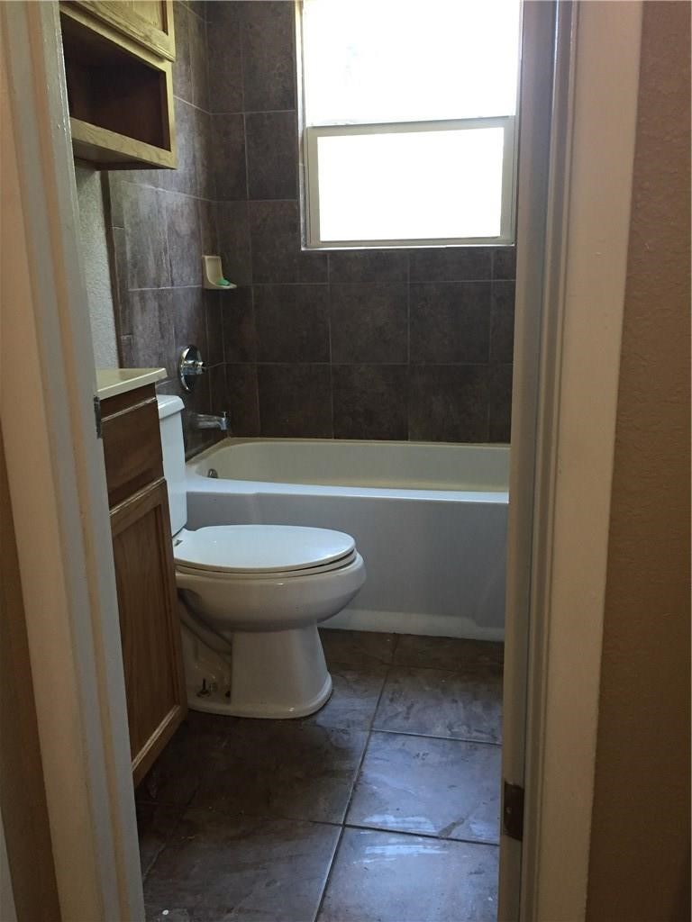 216 Elm Street Hurst TX 76053