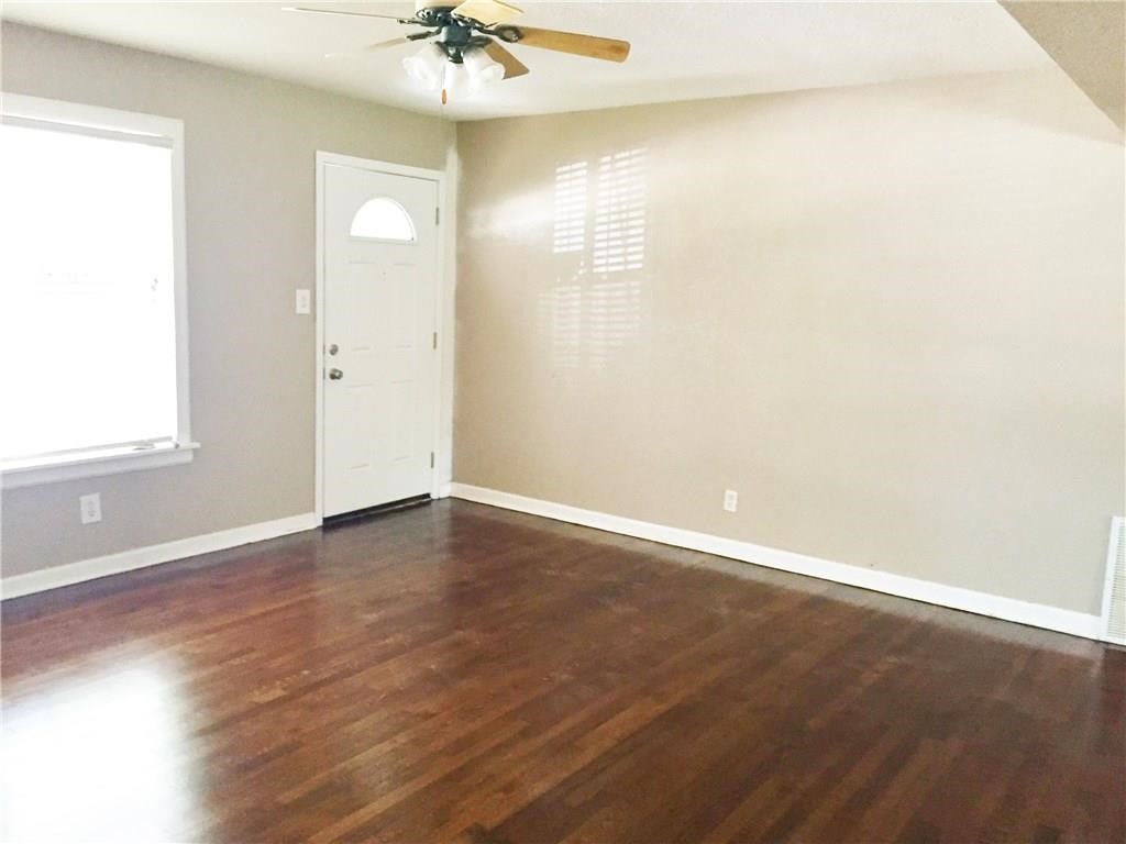 216 Elm Street Hurst TX 76053
