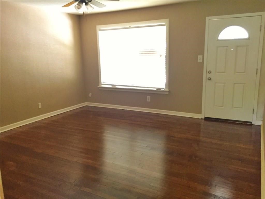 216 Elm Street Hurst TX 76053
