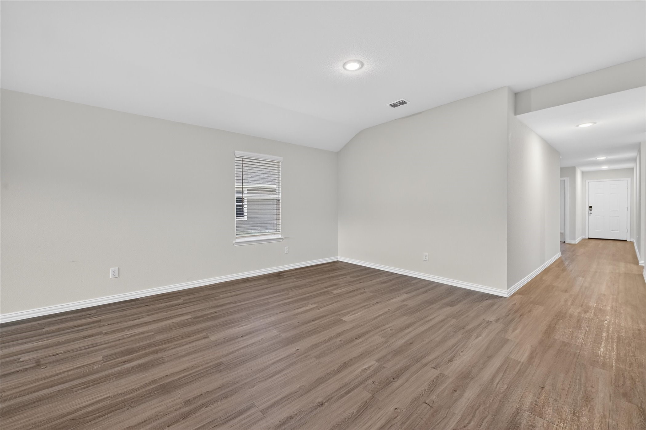 102 Goel Street Greenville TX 75402