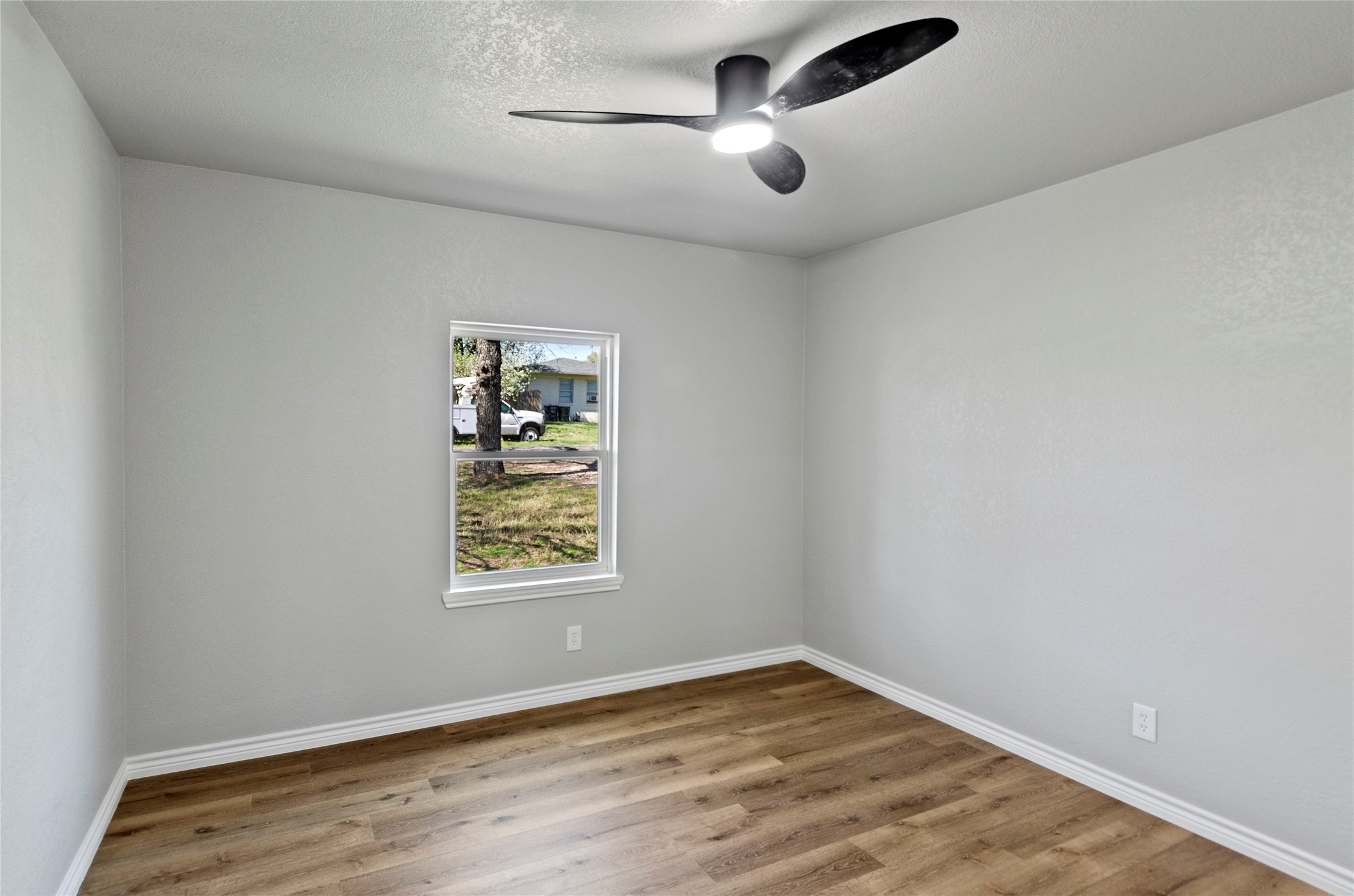 131 Long Street Bowie TX 76230
