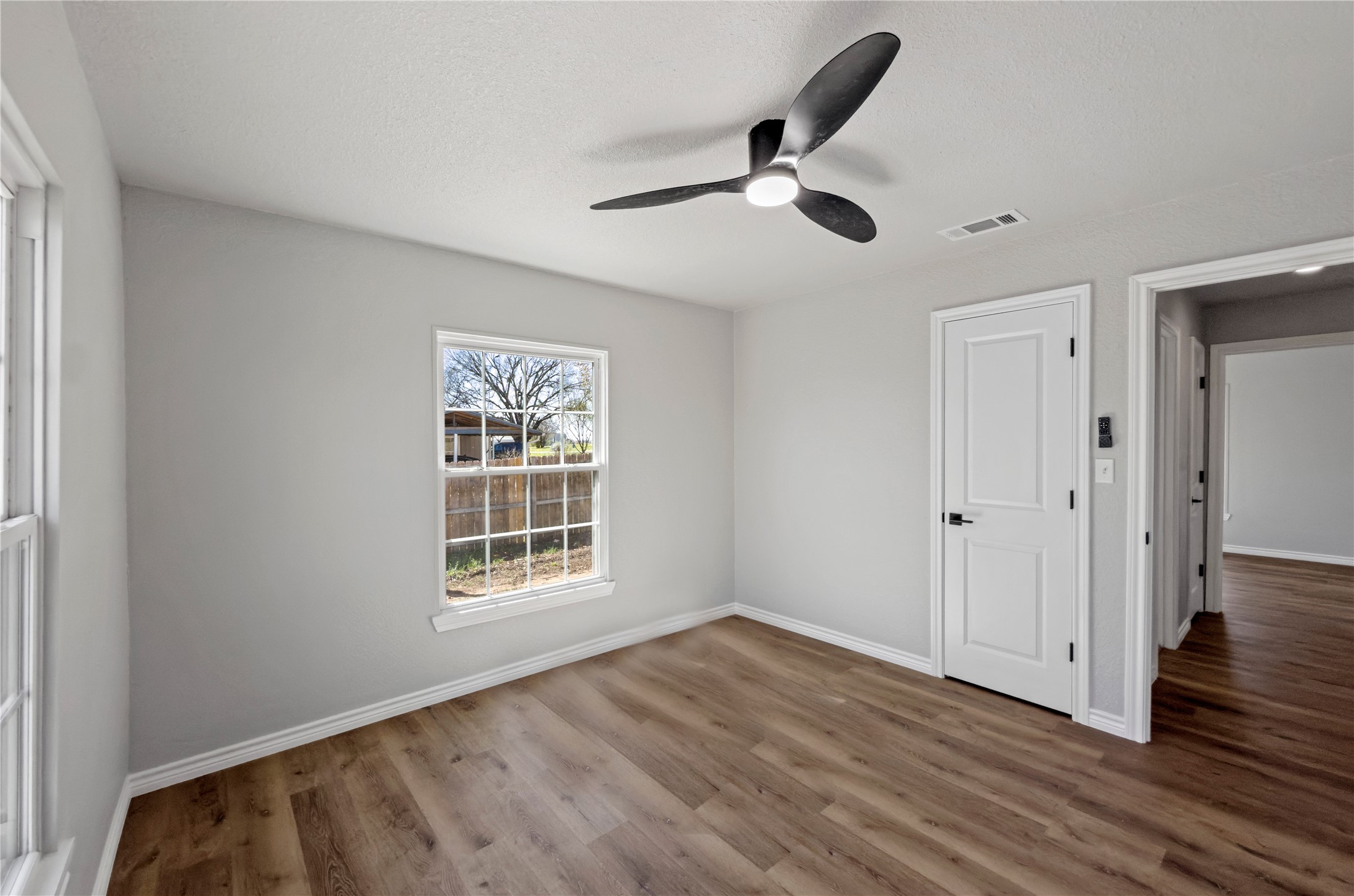 131 Long Street Bowie TX 76230