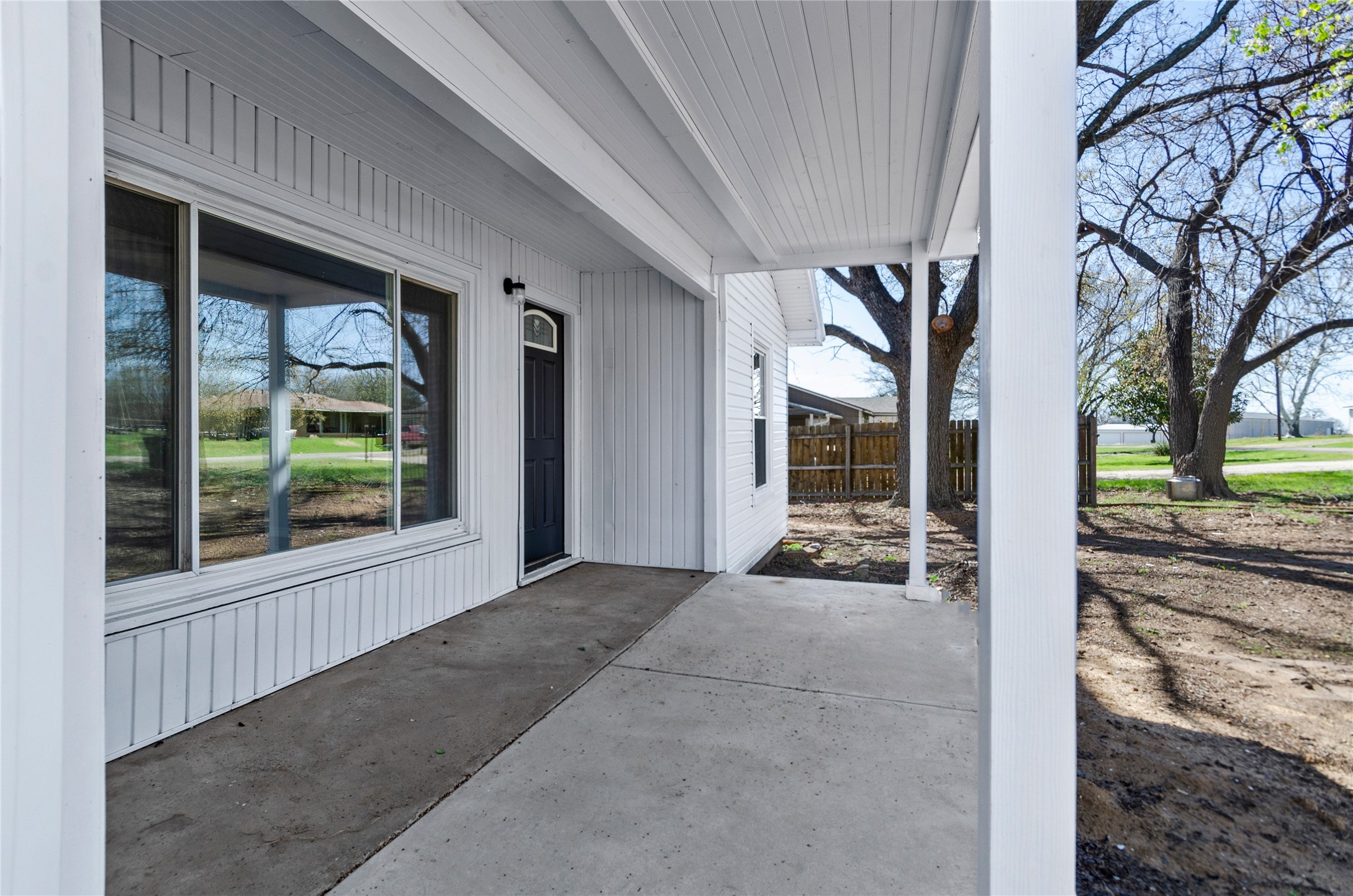 131 Long Street Bowie TX 76230