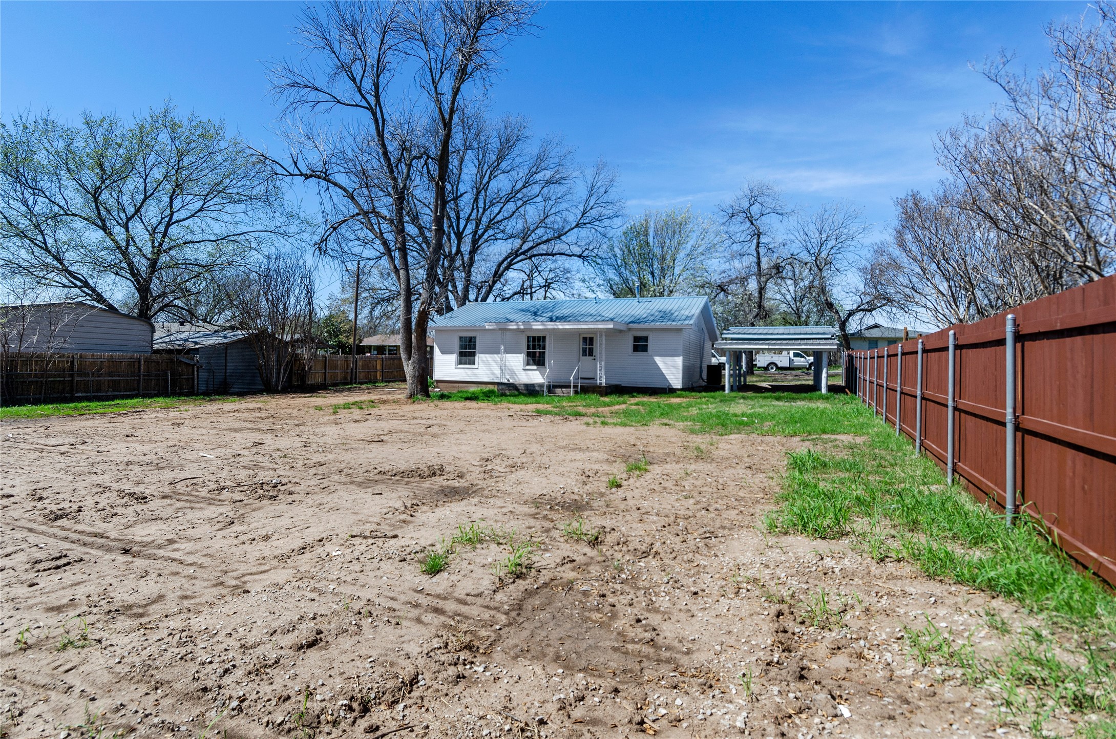 131 Long Street Bowie TX 76230