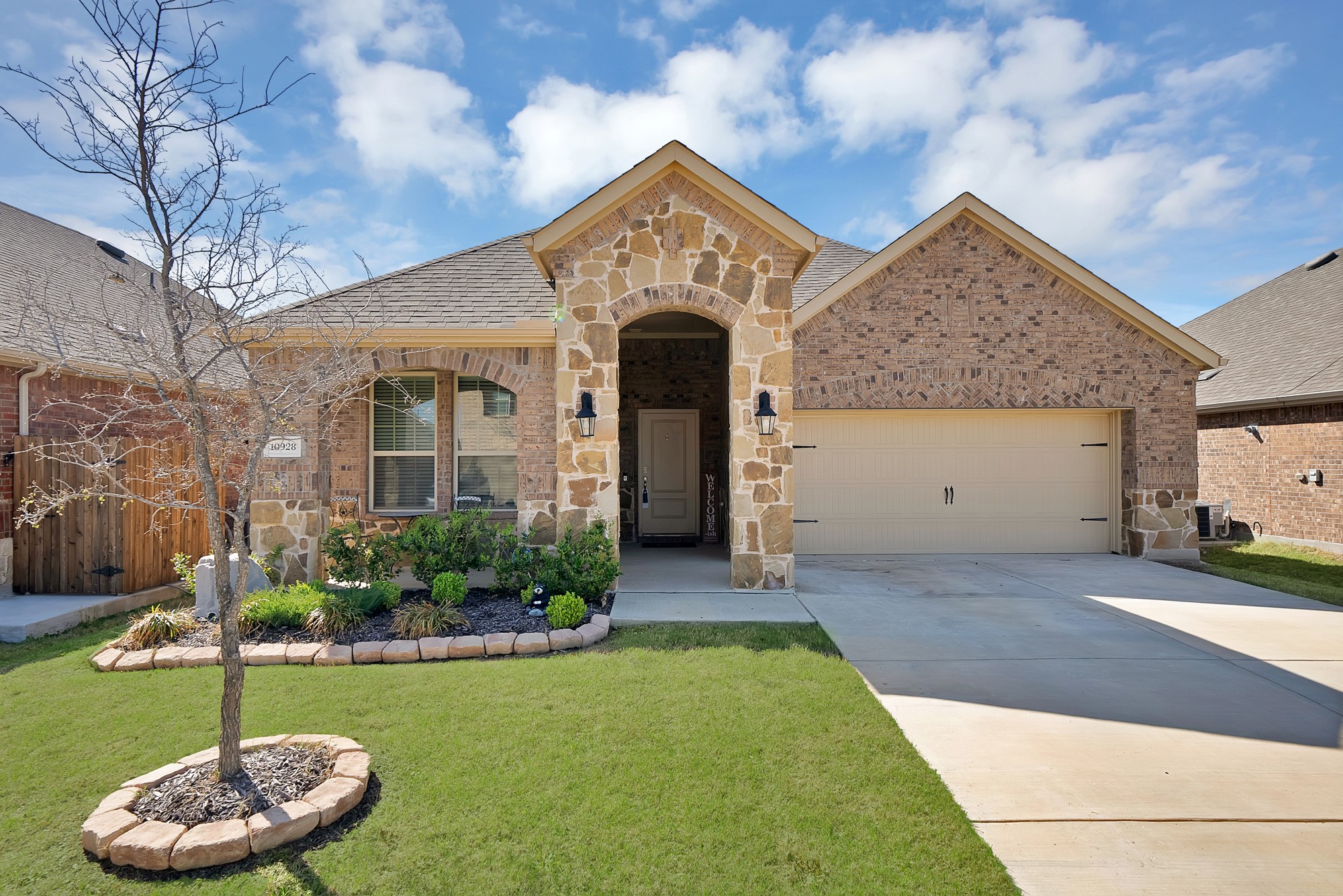 10928 Canyon Mine Drive Aubrey TX 76227