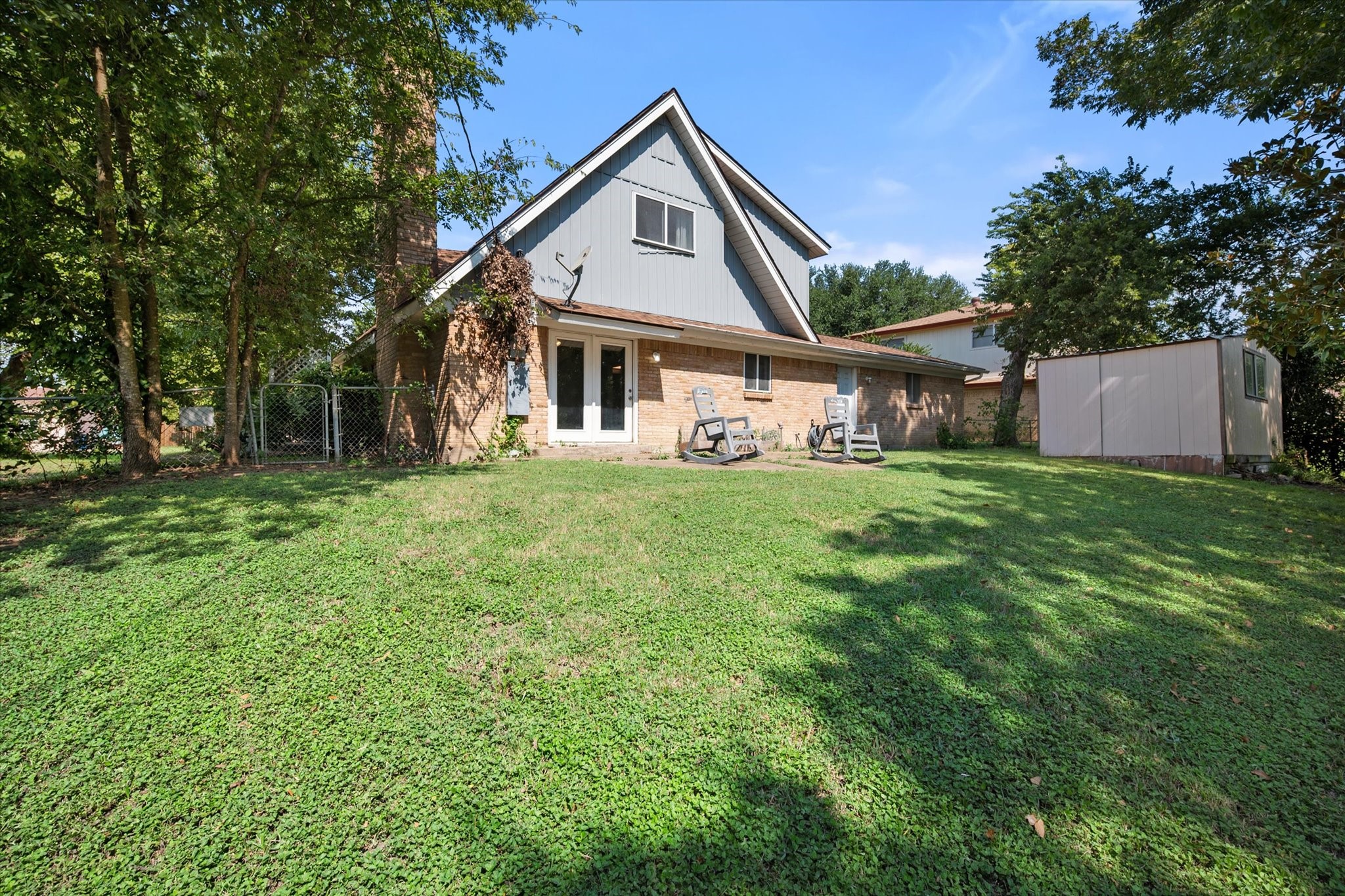 2402 Woodlawn Drive Ennis TX 75119