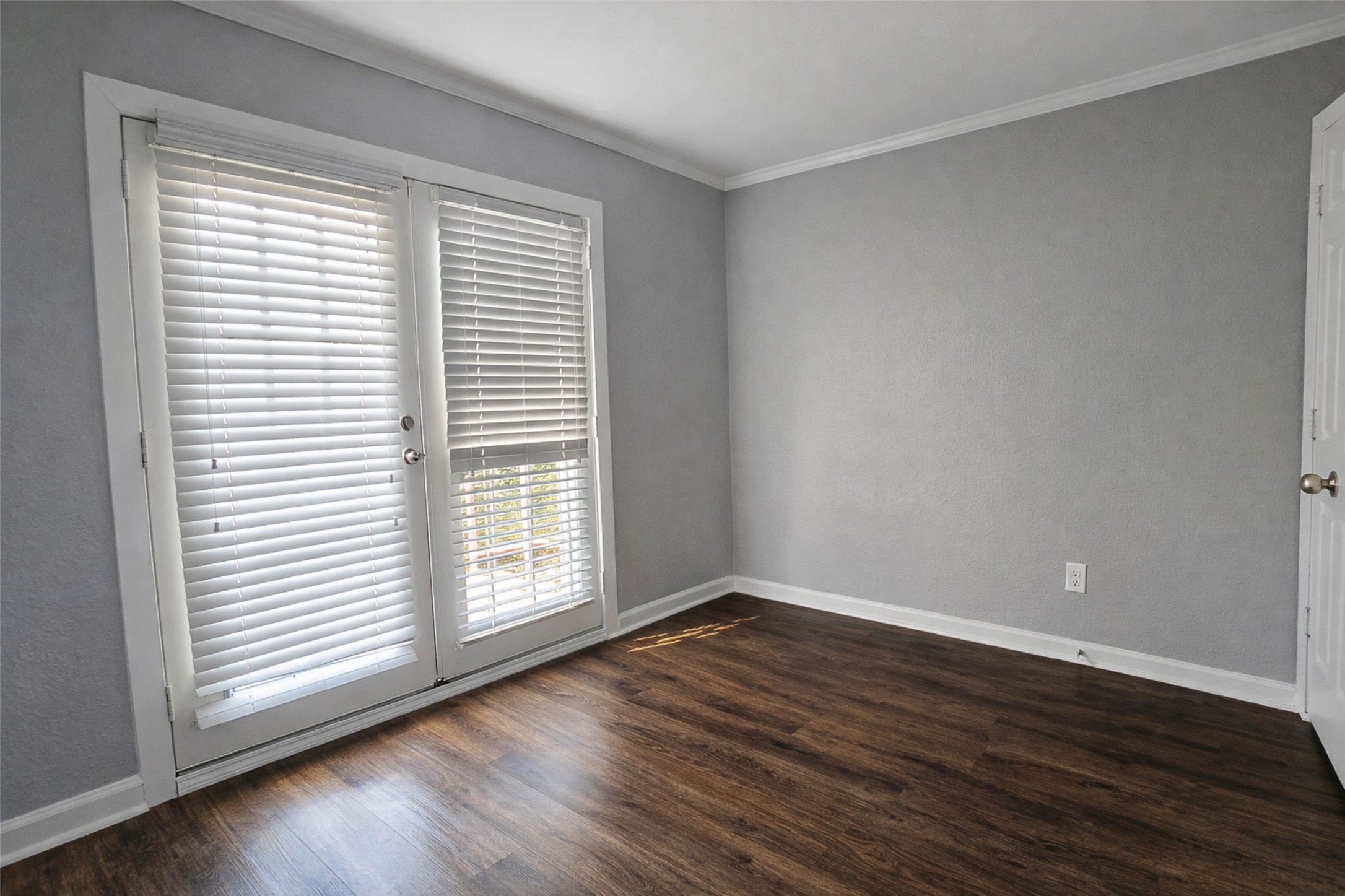 4335 Cedar Springs Road Dallas TX 75219