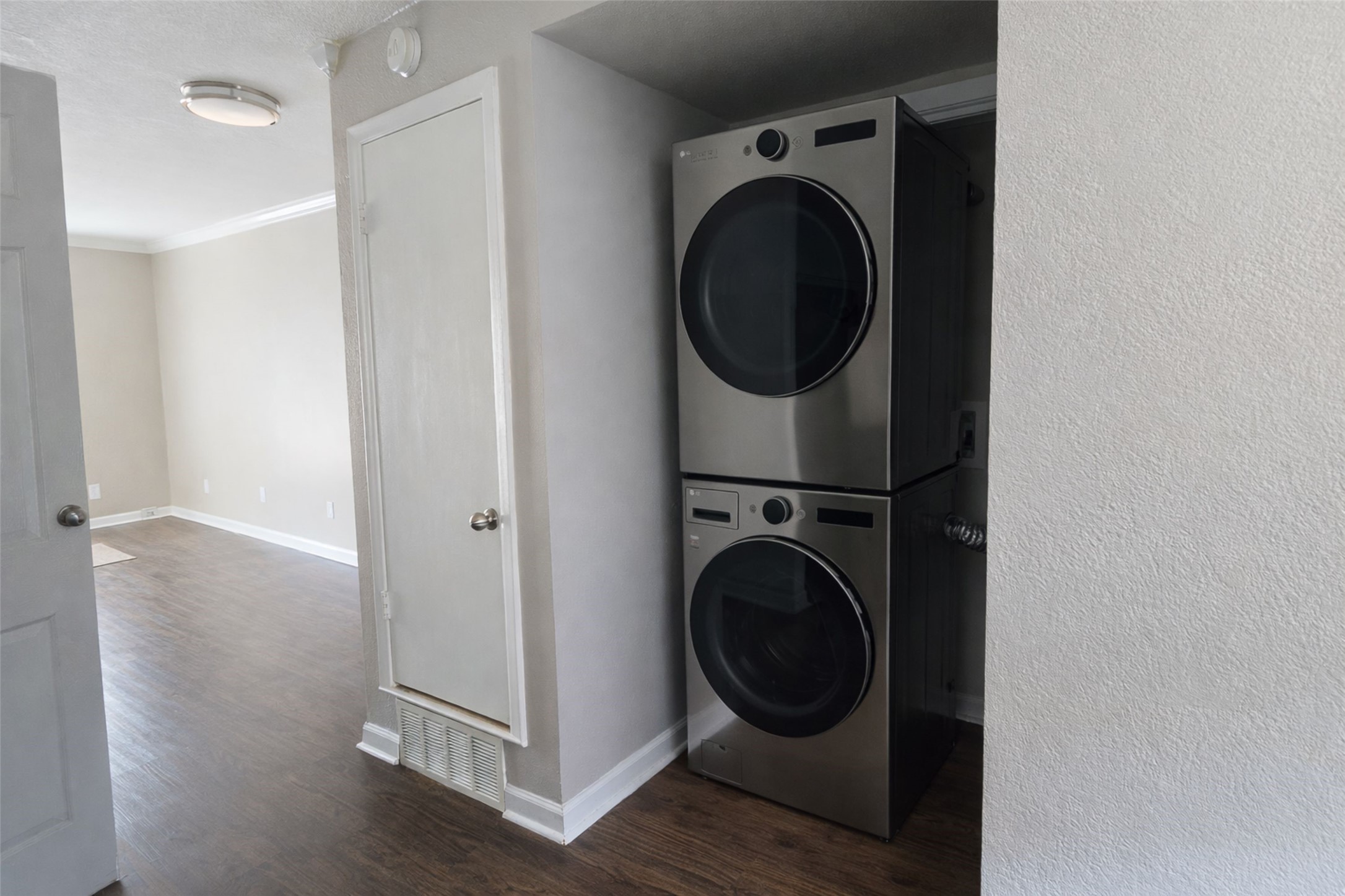 4335 Cedar Springs Road Dallas TX 75219
