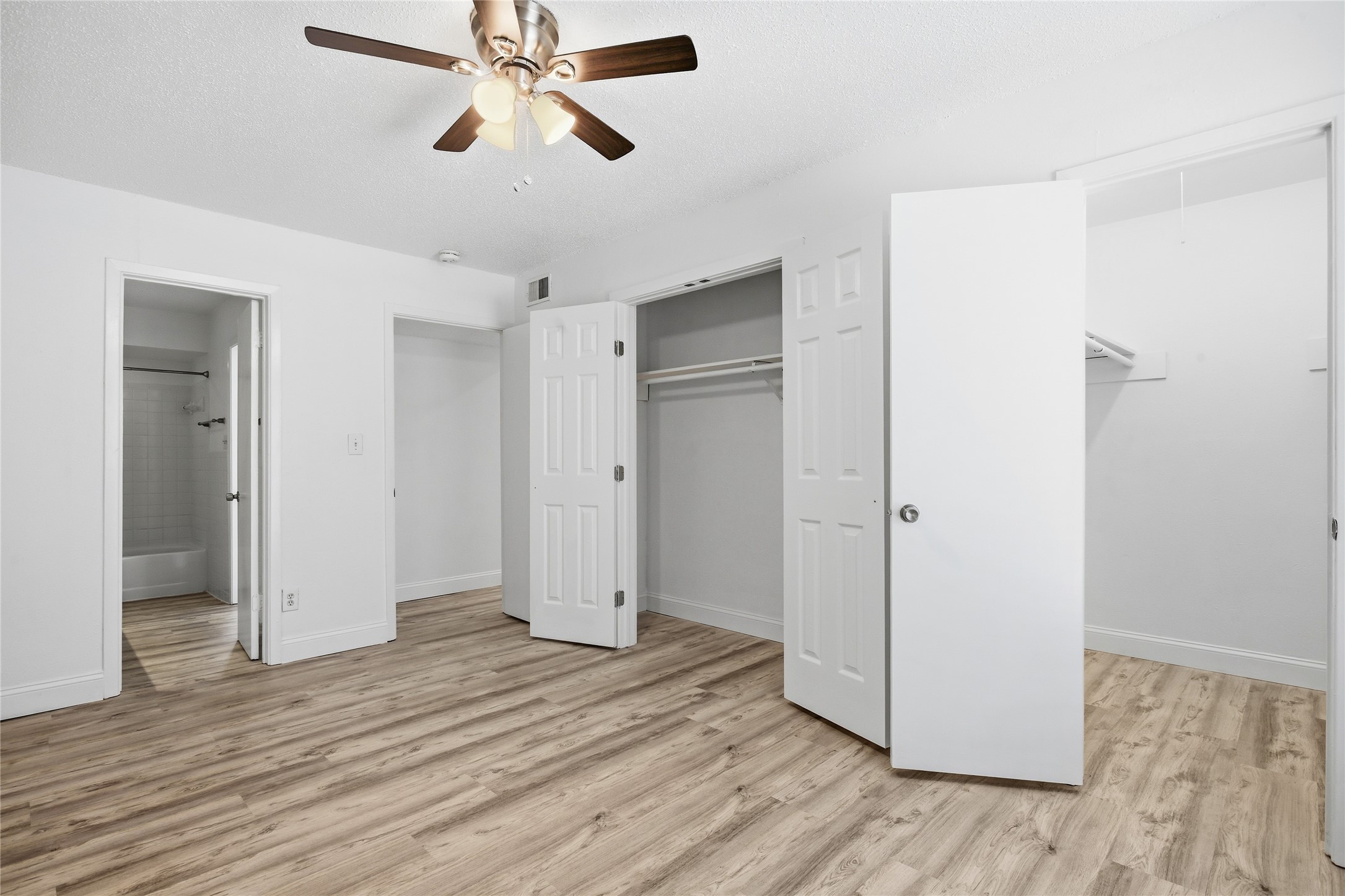2729 Hurstview Drive Hurst TX 76054