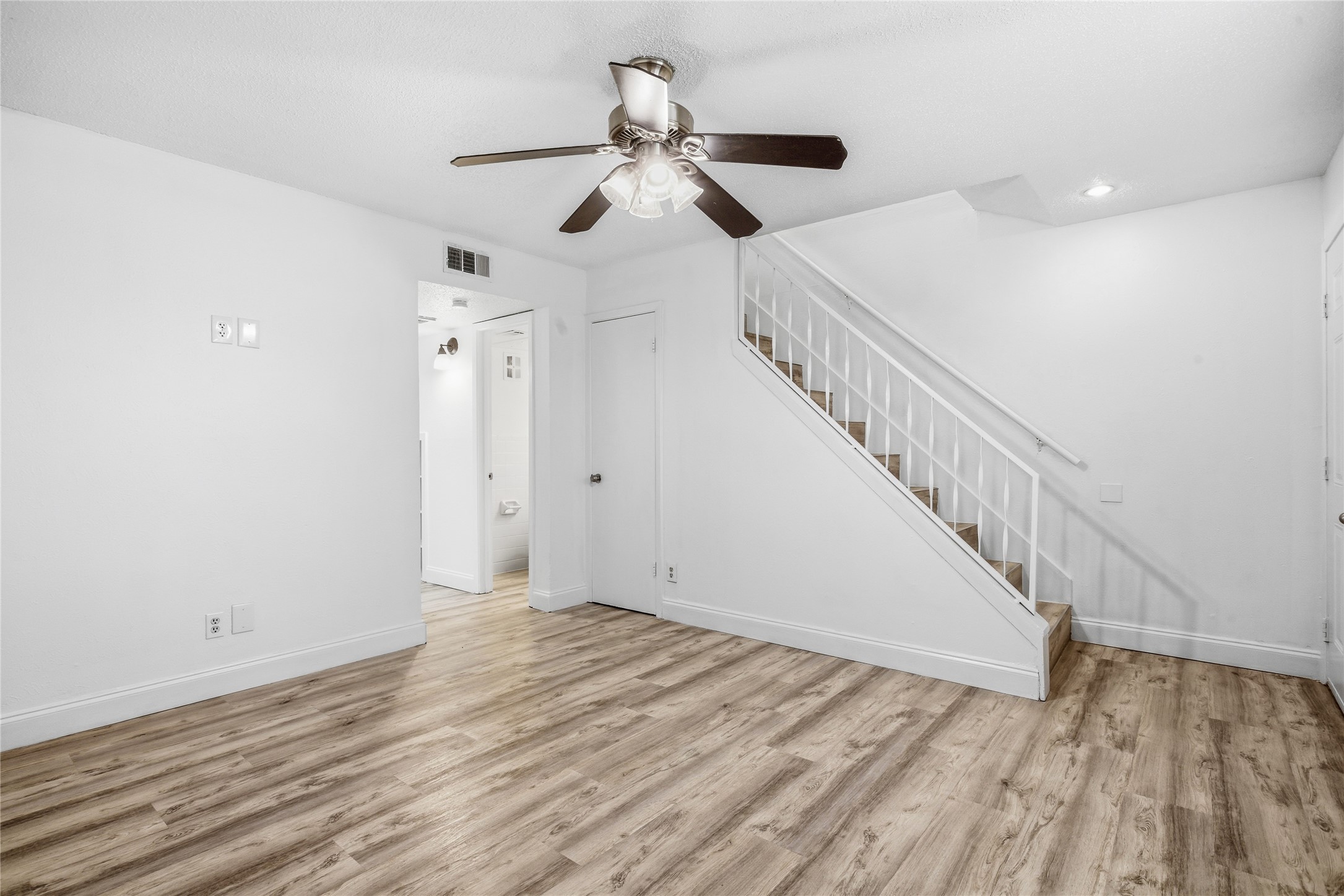 2729 Hurstview Drive Hurst TX 76054