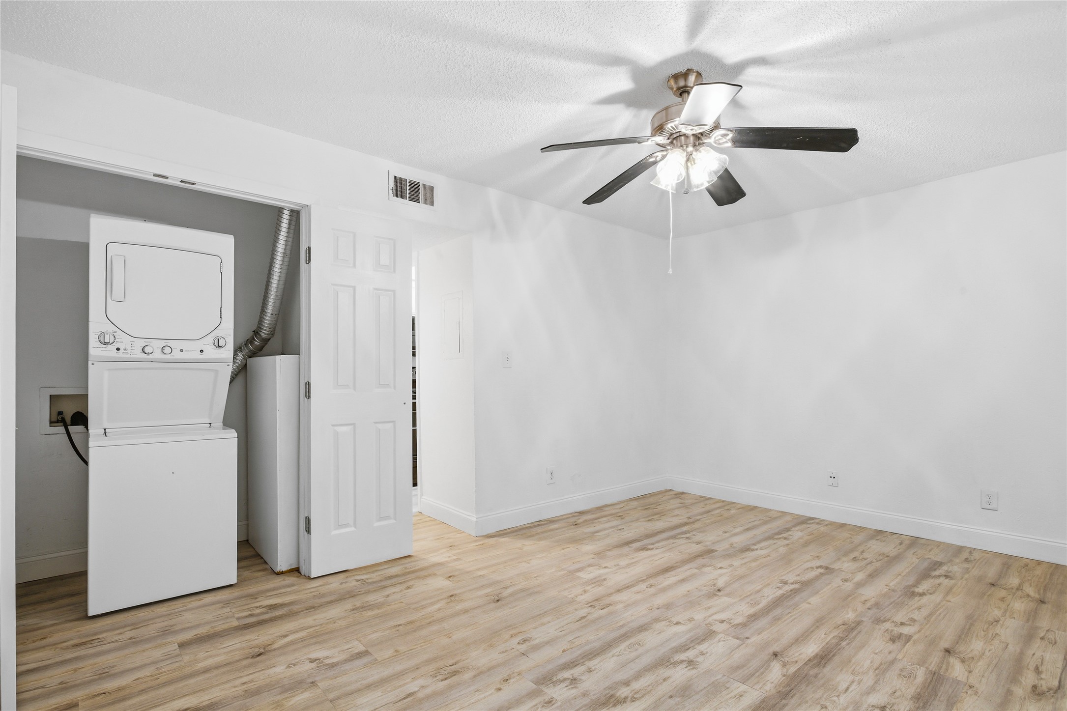 2729 Hurstview Drive Hurst TX 76054