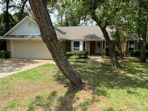 204 Bremen Drive Hurst TX 76054