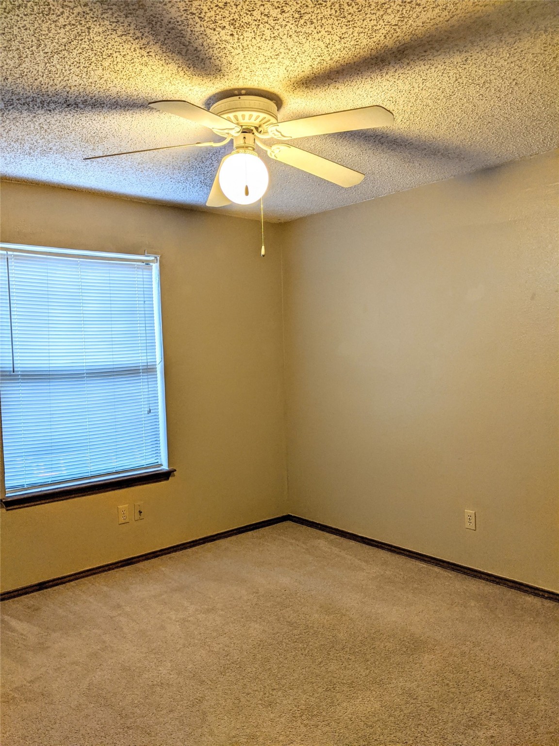 204 Bremen Drive Hurst TX 76054