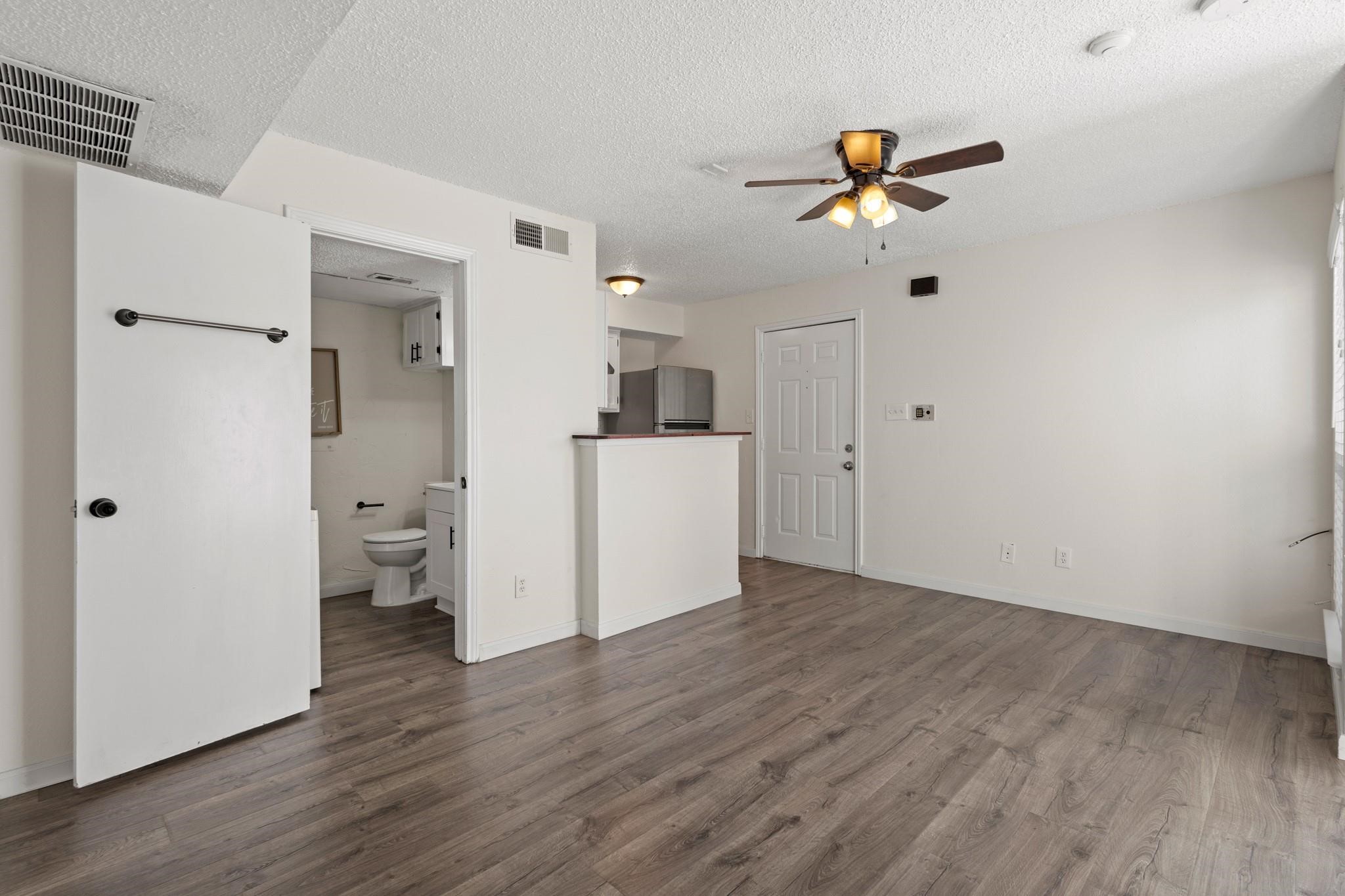2301 Balsam Drive Arlington TX 76006