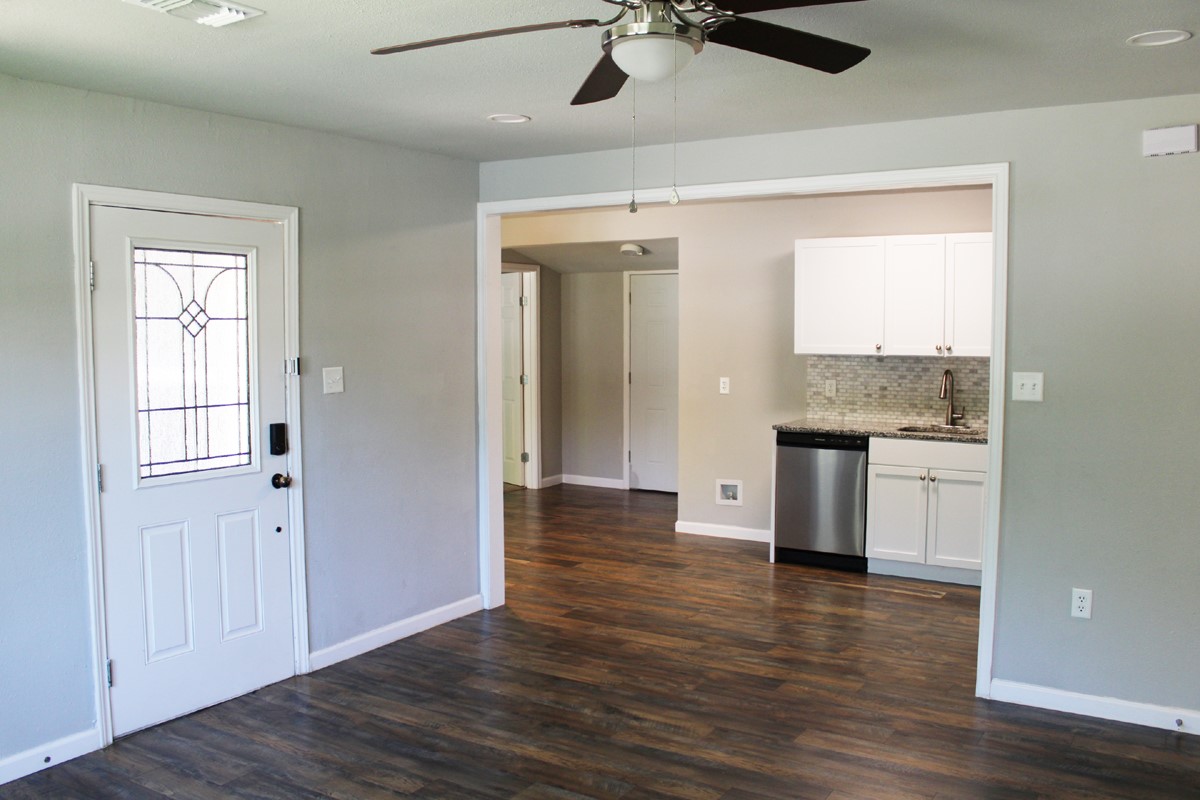 5205 Gordon Avenue Fort Worth TX 76115