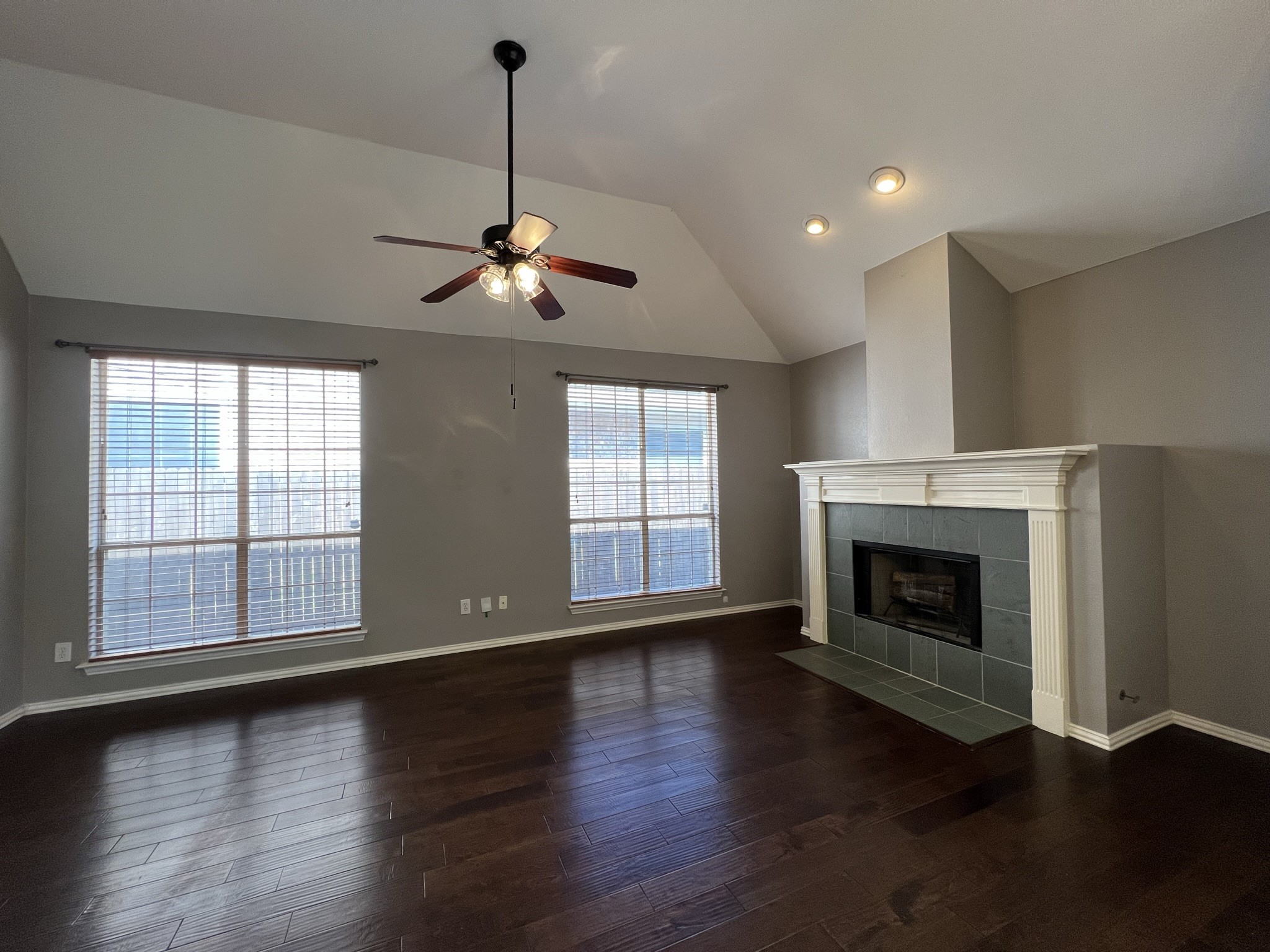 9811 Cliffside Drive Irving TX 75063