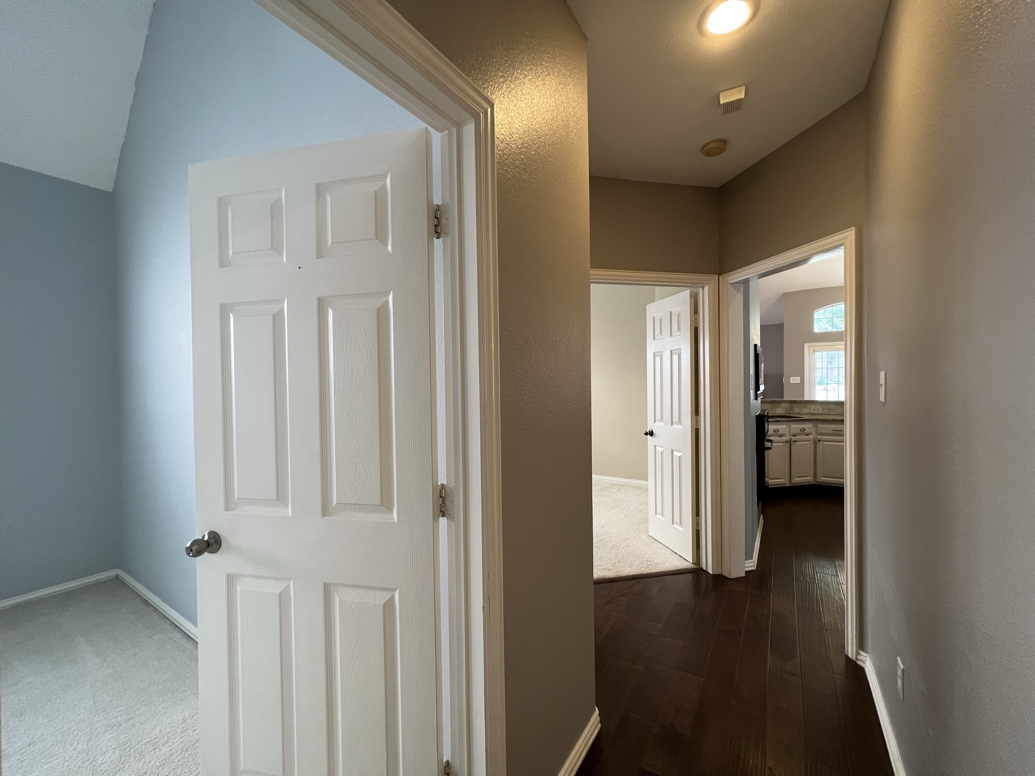 9811 Cliffside Drive Irving TX 75063