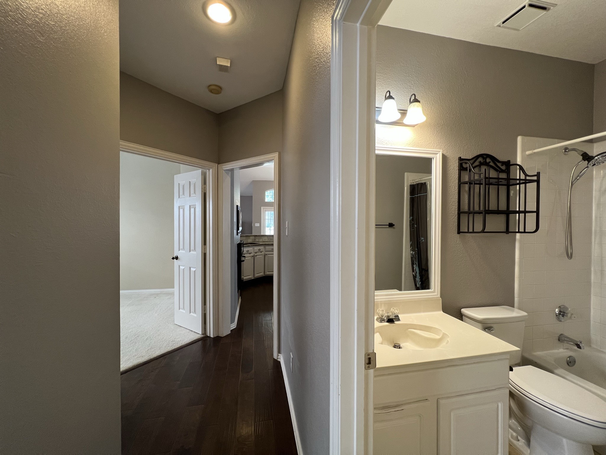 9811 Cliffside Drive Irving TX 75063