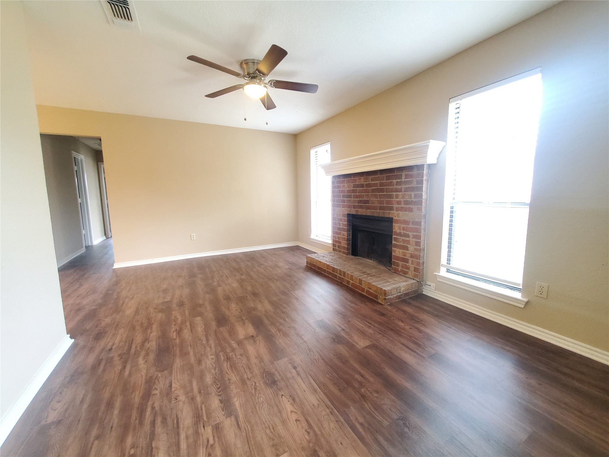 1434 Briar Circle Crowley TX 76036