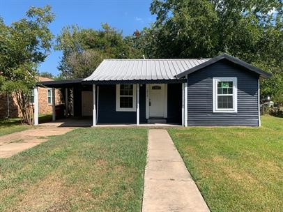 1916 Liberty Street Bonham TX 75418
