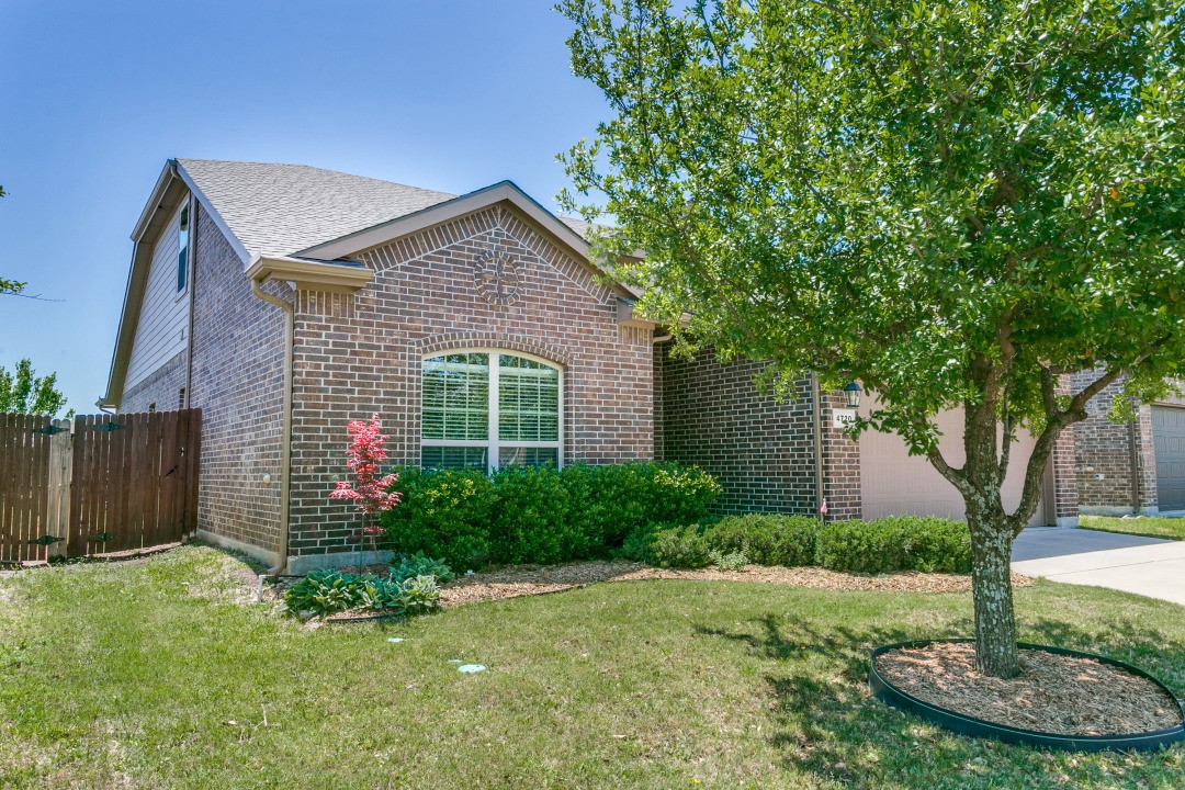 4720 Kendrick Peak Way Fort Worth TX 76244