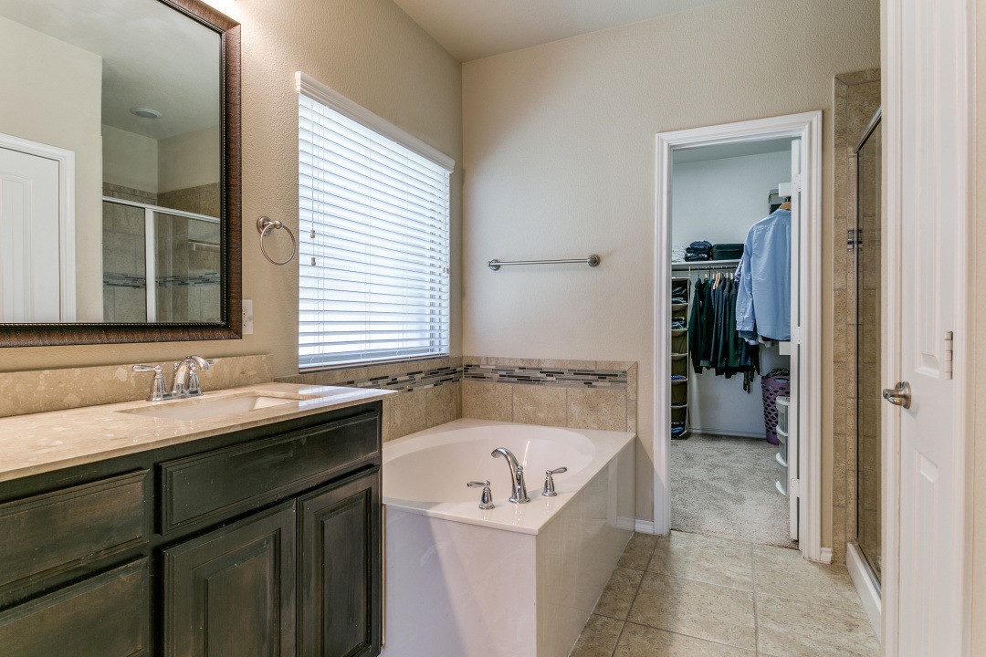 4720 Kendrick Peak Way Fort Worth TX 76244