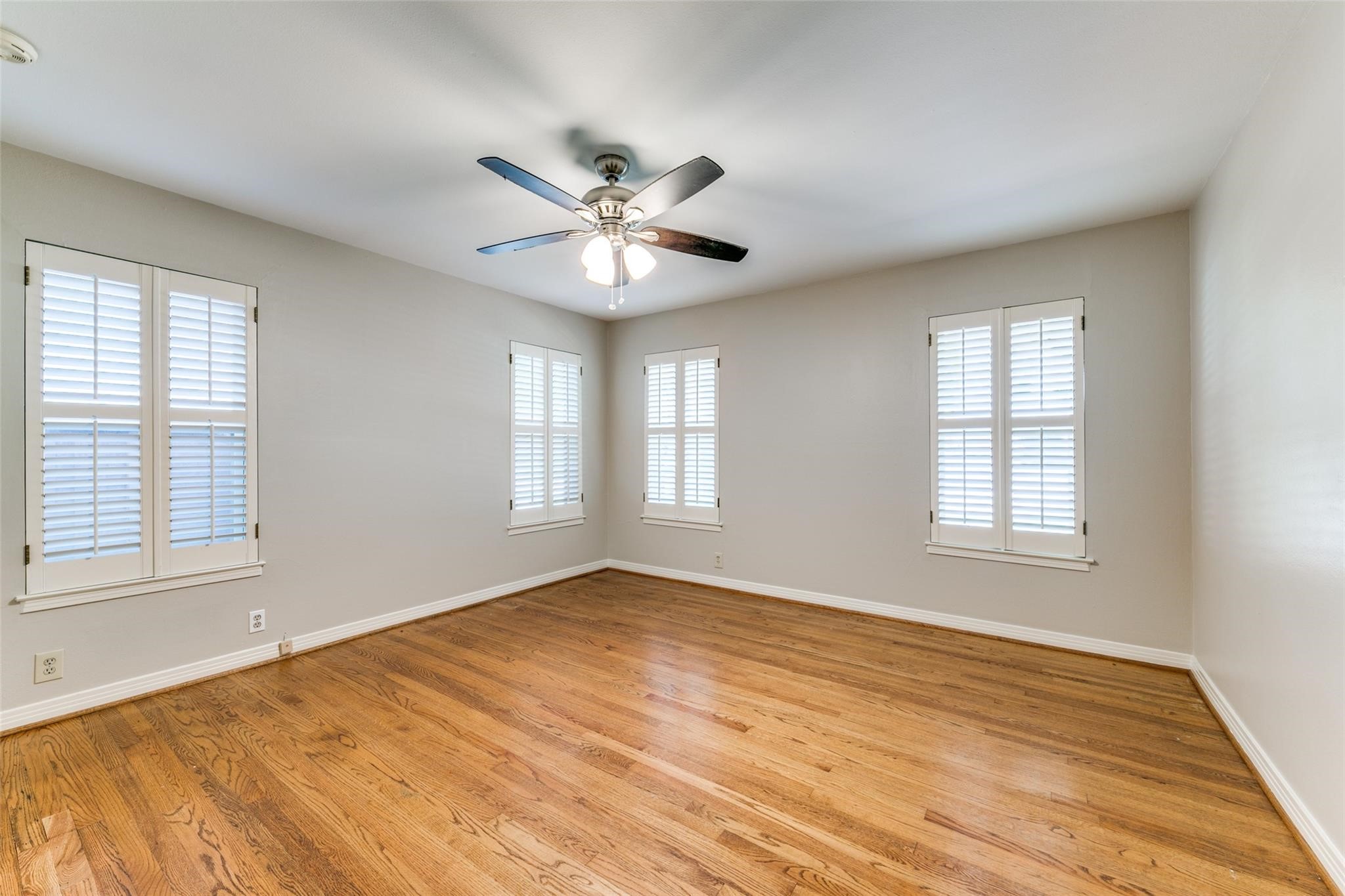 6545 Winton Street Dallas TX 75214